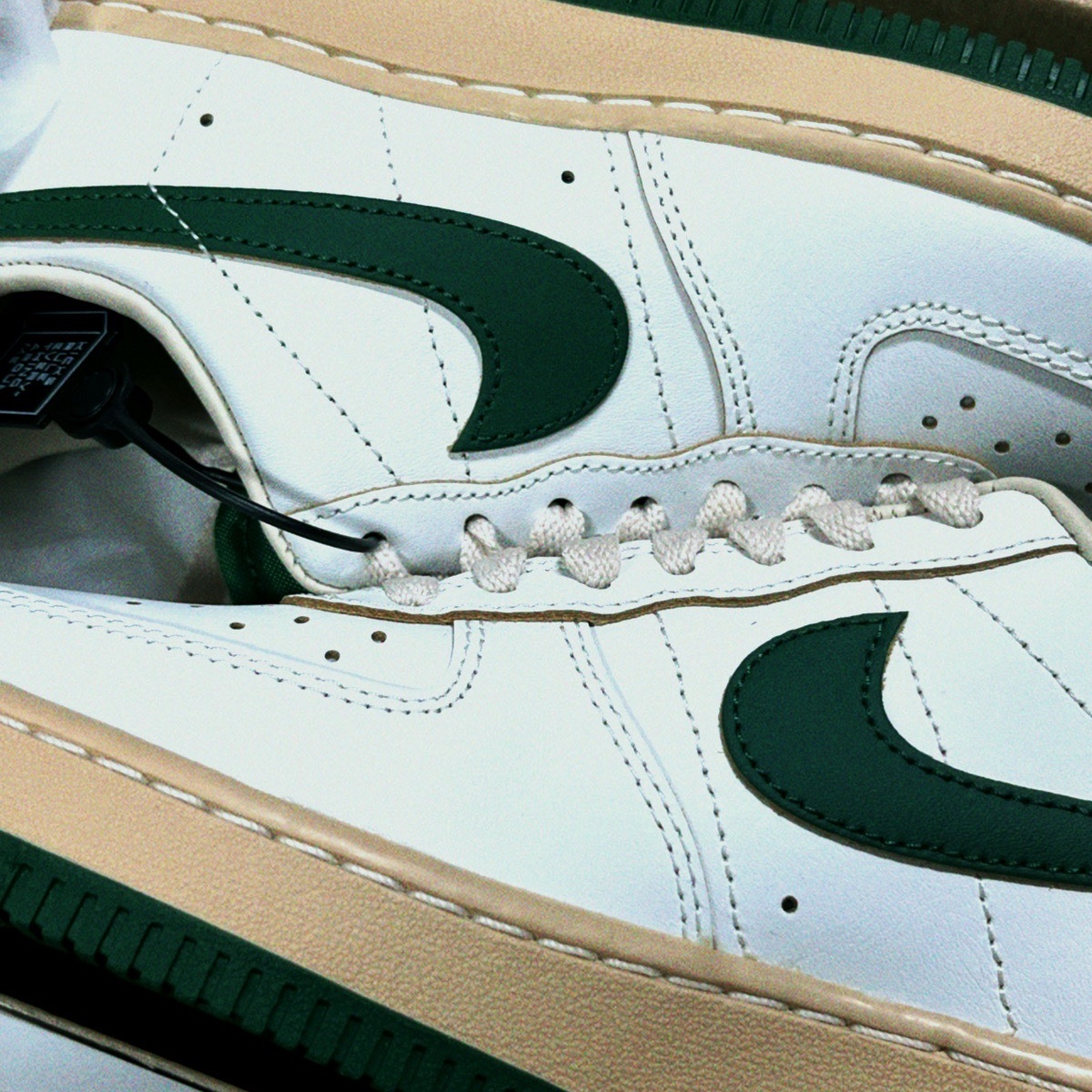 (W) Nike Air Force 1 Low Gorge Green 착용 스타일