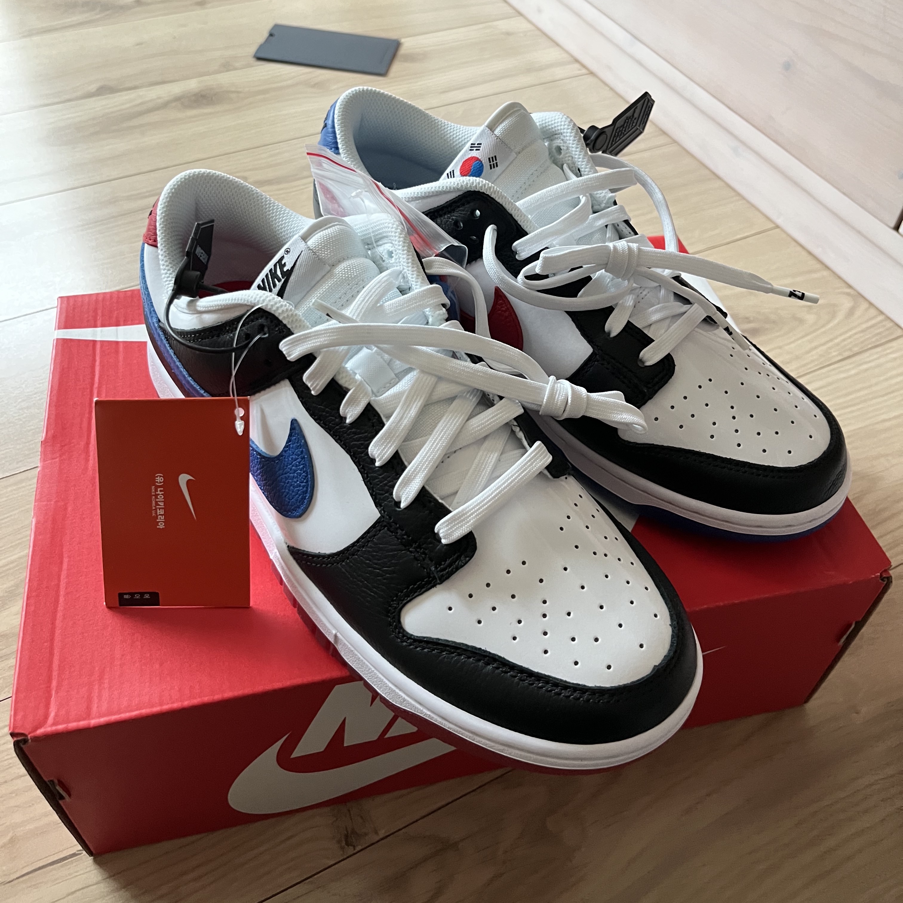 Nike Dunk Low SE Seoul 착용 스타일