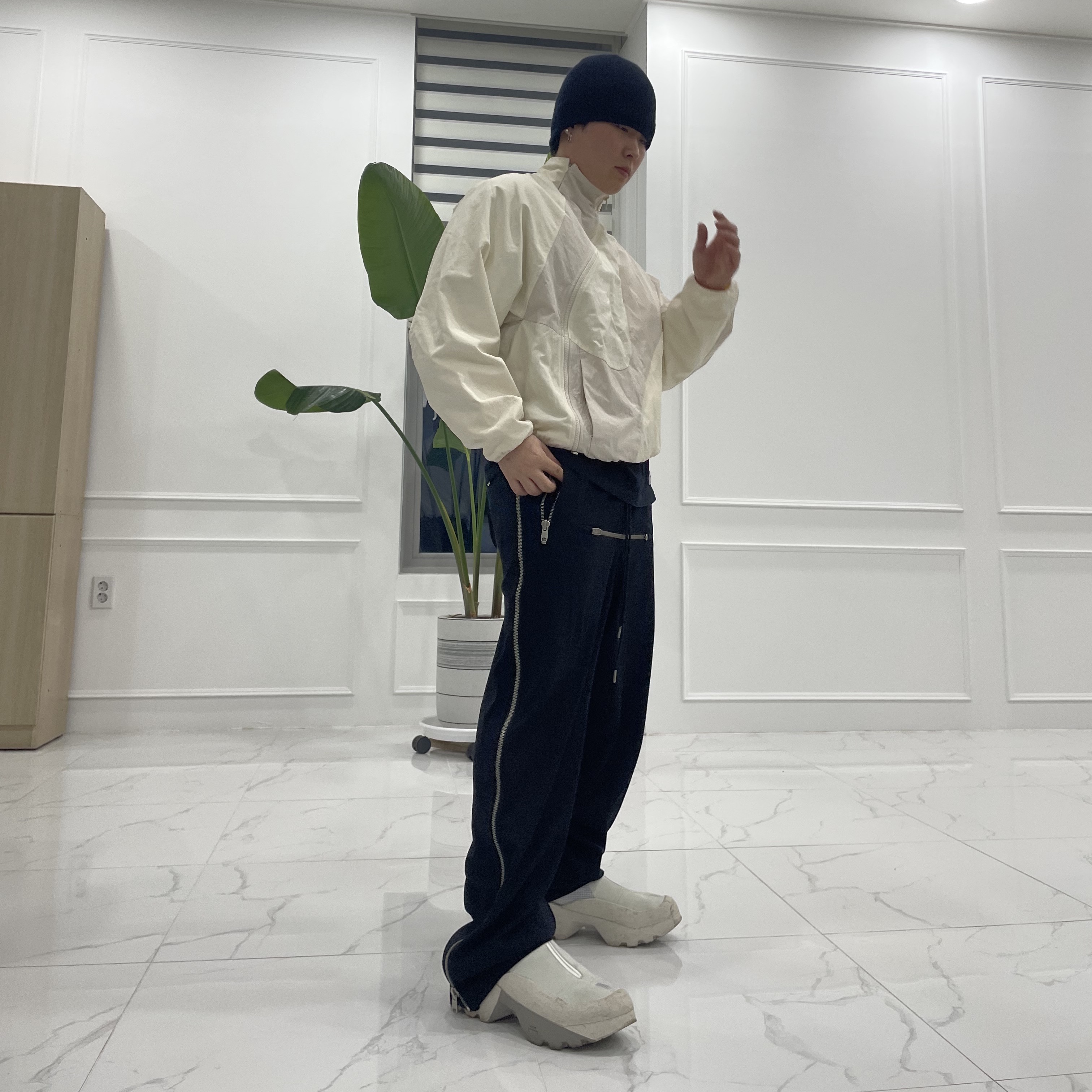 Converse x A-Cold-Wall Geo Forma Boot Lily White 착용 스타일