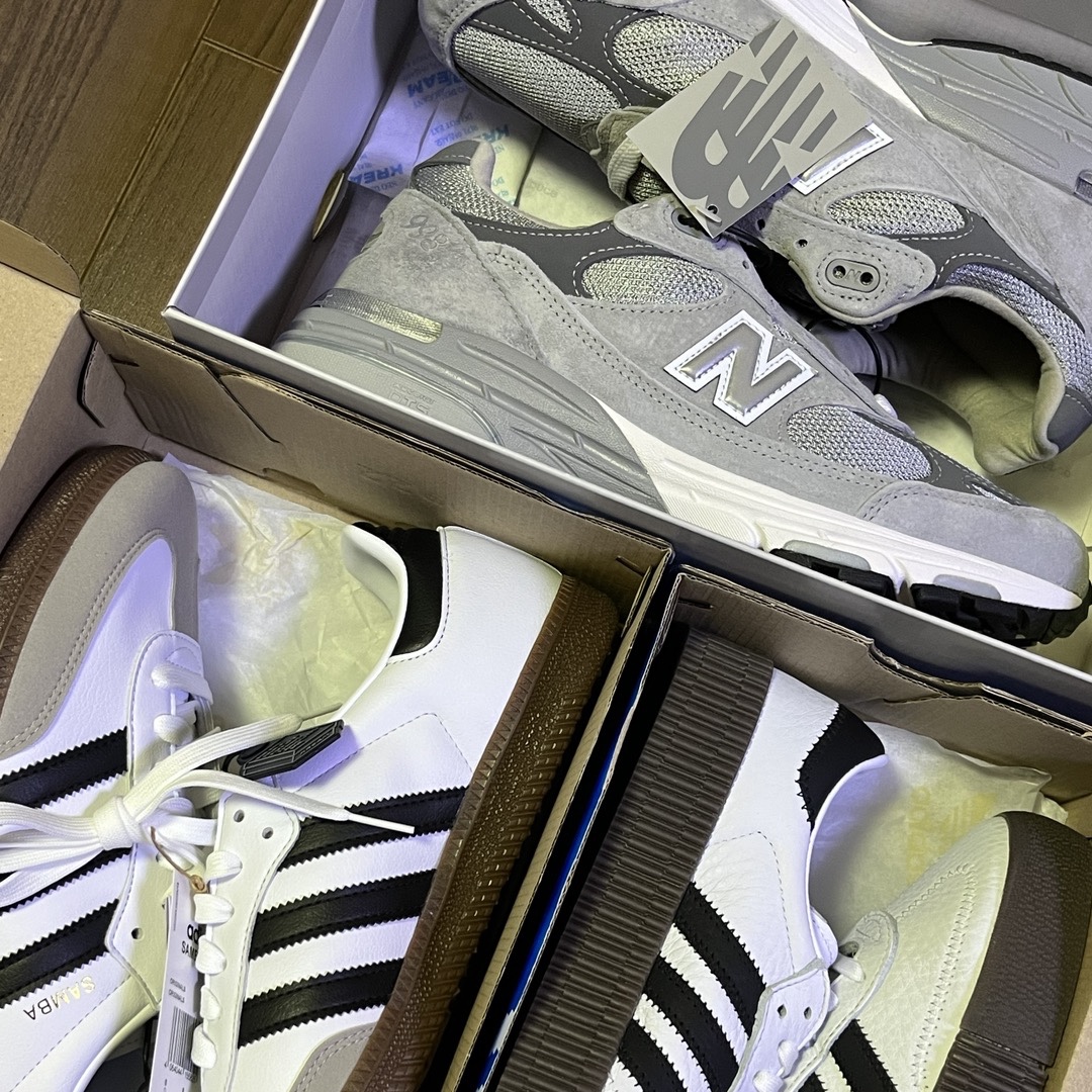 New Balance 993 Made in USA Grey - D Standard, Adidas Samba Vegan White Black 착용 스타일