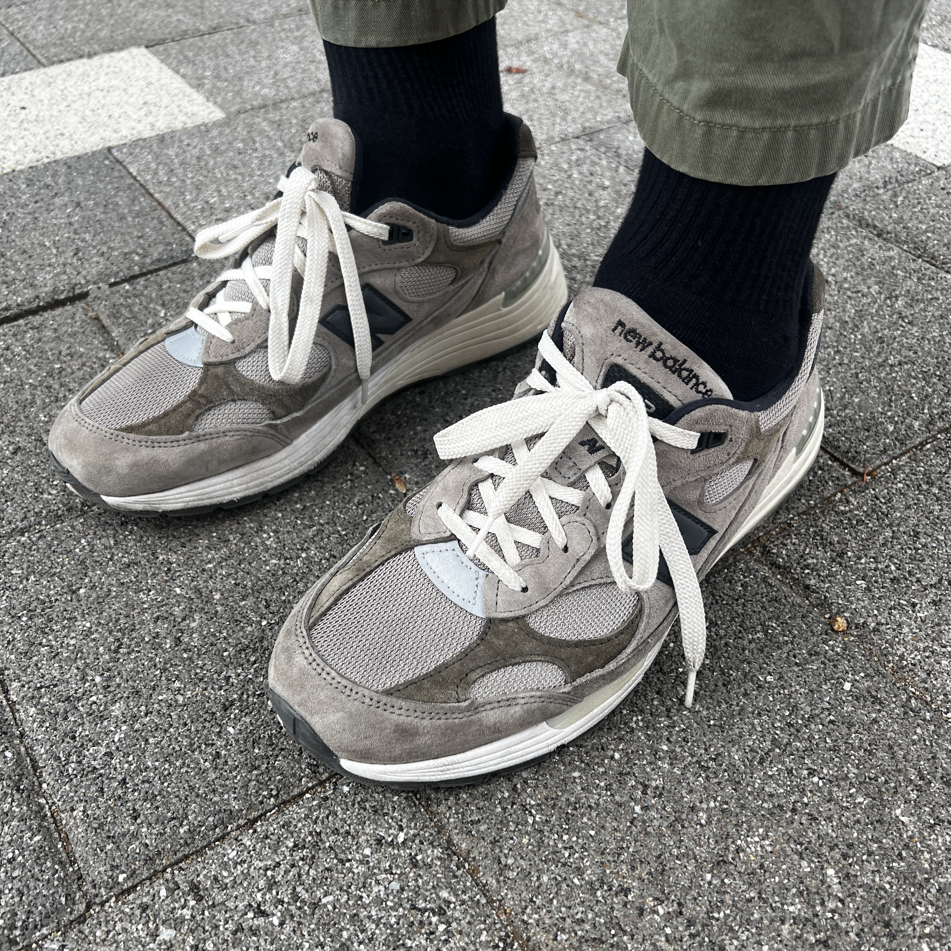 New Balance x JJJJound 992 Made in USA Grey 착용 스타일