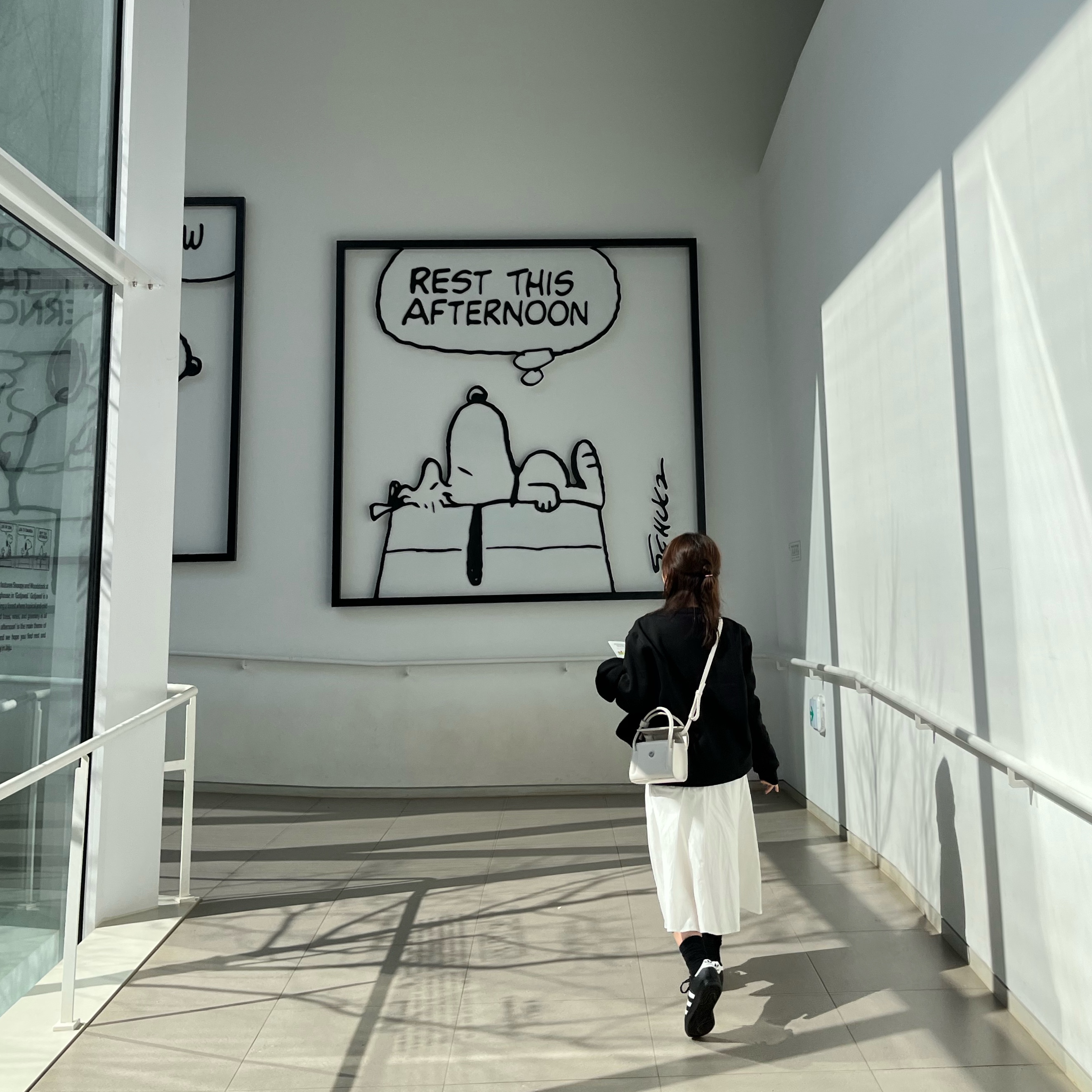 Adidas Superstar Core Black White 착용 스타일 - 1