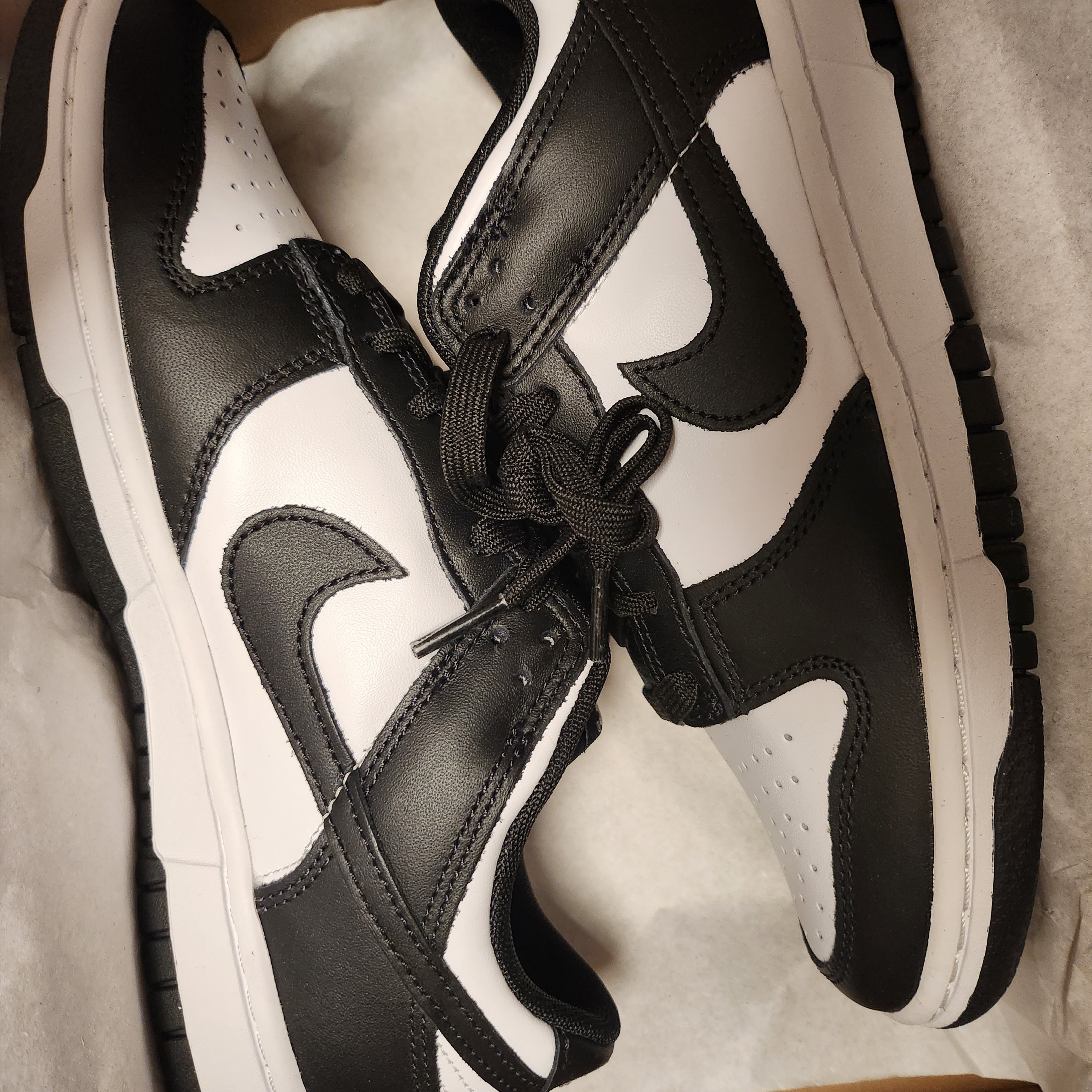 Nike Dunk Low Retro Black 착용 스타일