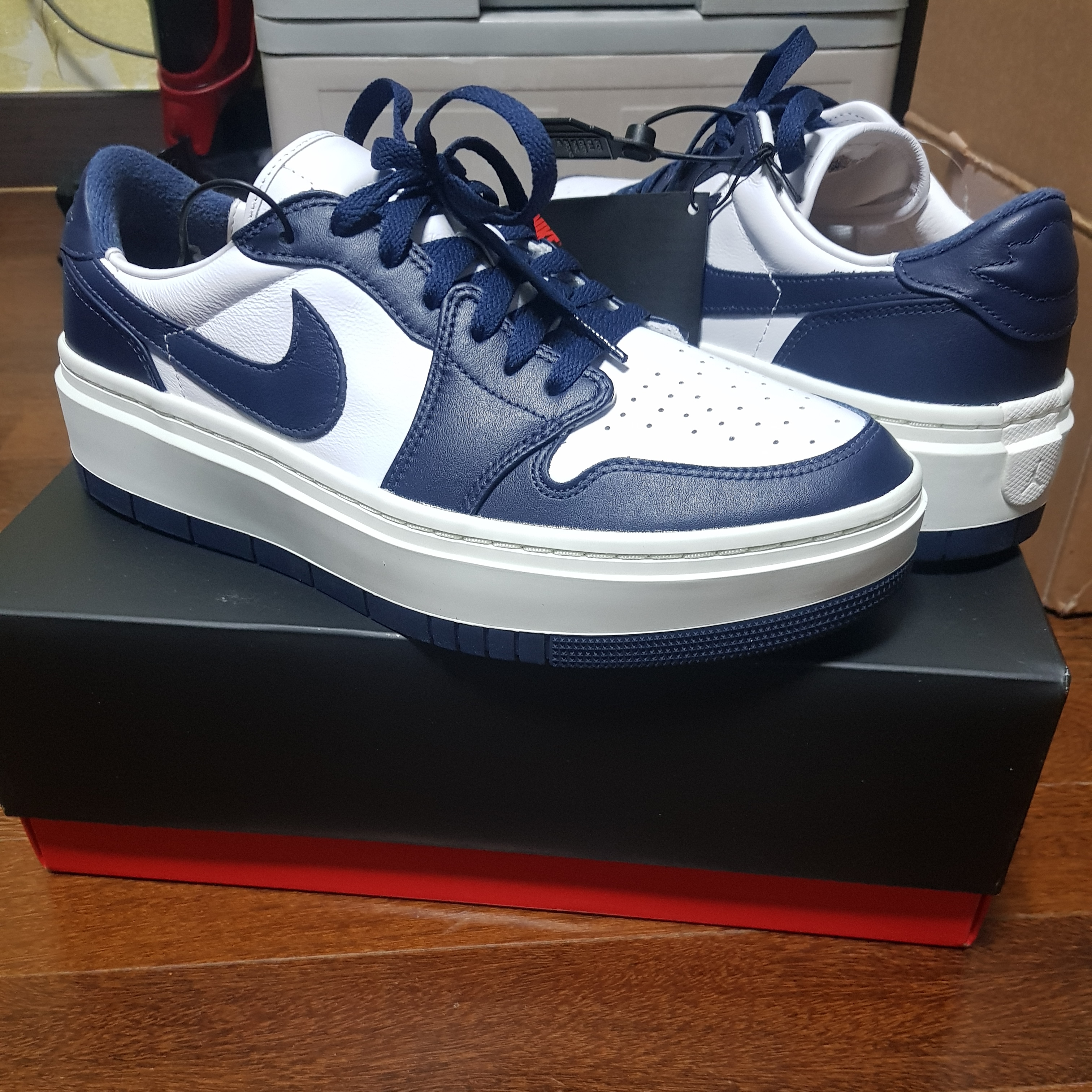 (W) Jordan 1 Elevate Low Midnight Navy 착용 스타일