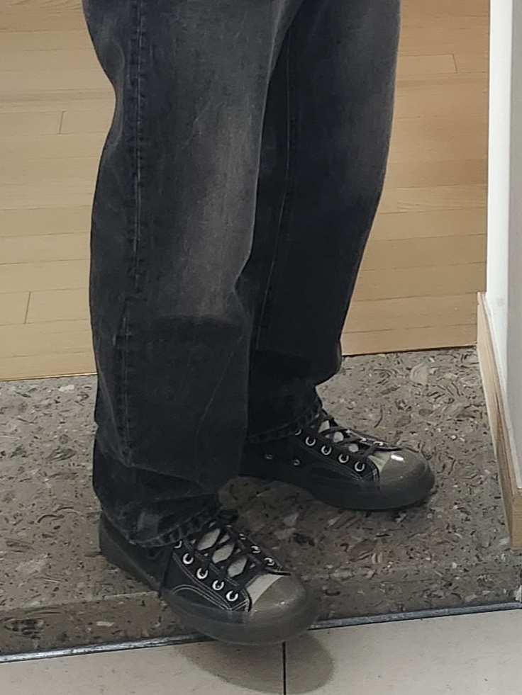 Converse x A-Cold-Wall Chuck 70 Hi Pavement 착용 스타일 - 2