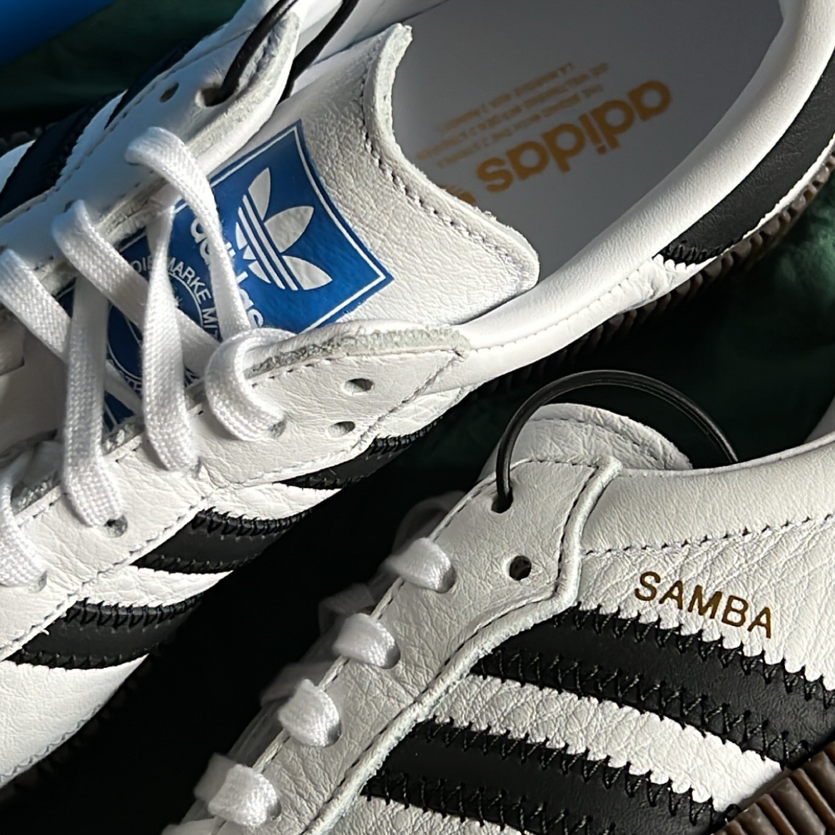 (W) Adidas Sambarose White Black Gum 착용 스타일 - 2