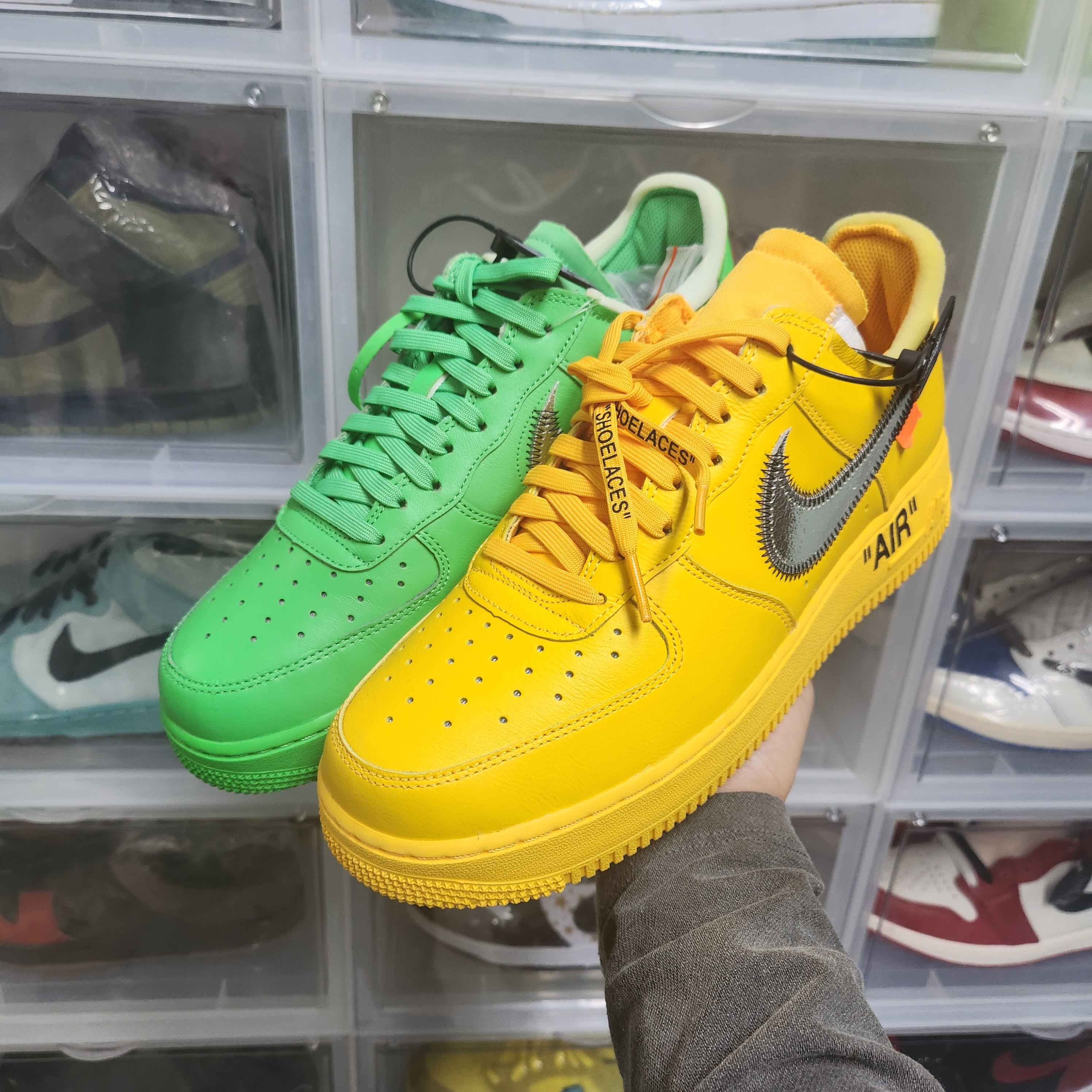 Nike x Off-White Air Force 1 Low Brooklyn, Nike x Off-White Air Force 1 '07 University Gold 착용 스타일