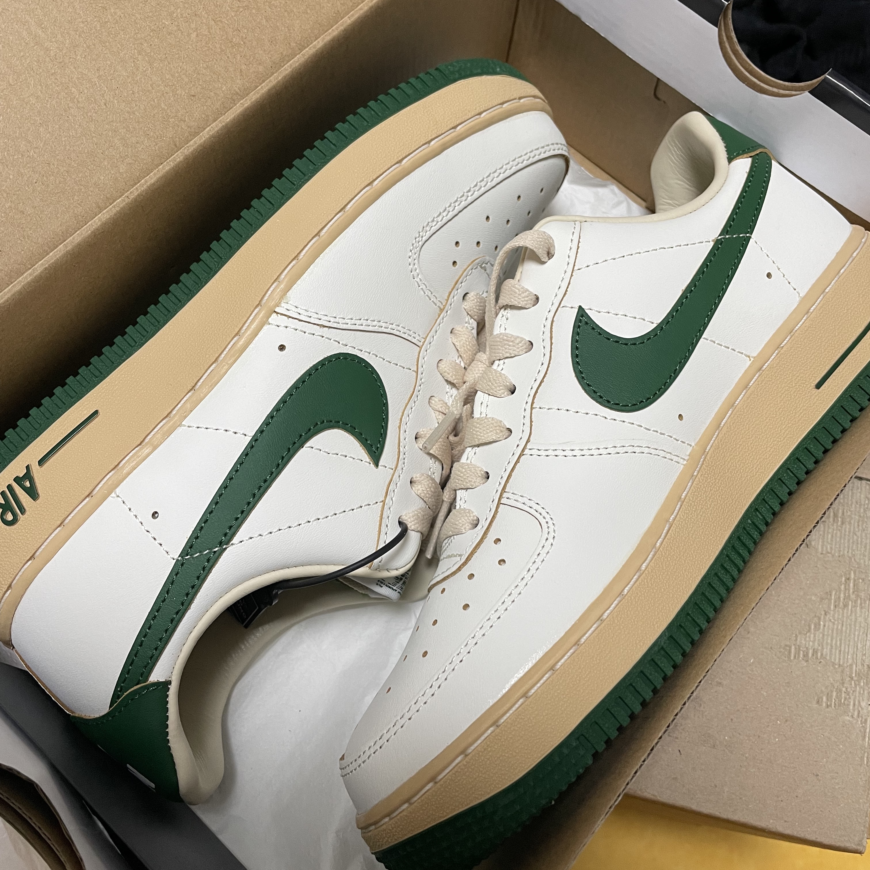 (W) Nike Air Force 1 Low Gorge Green 착용 스타일