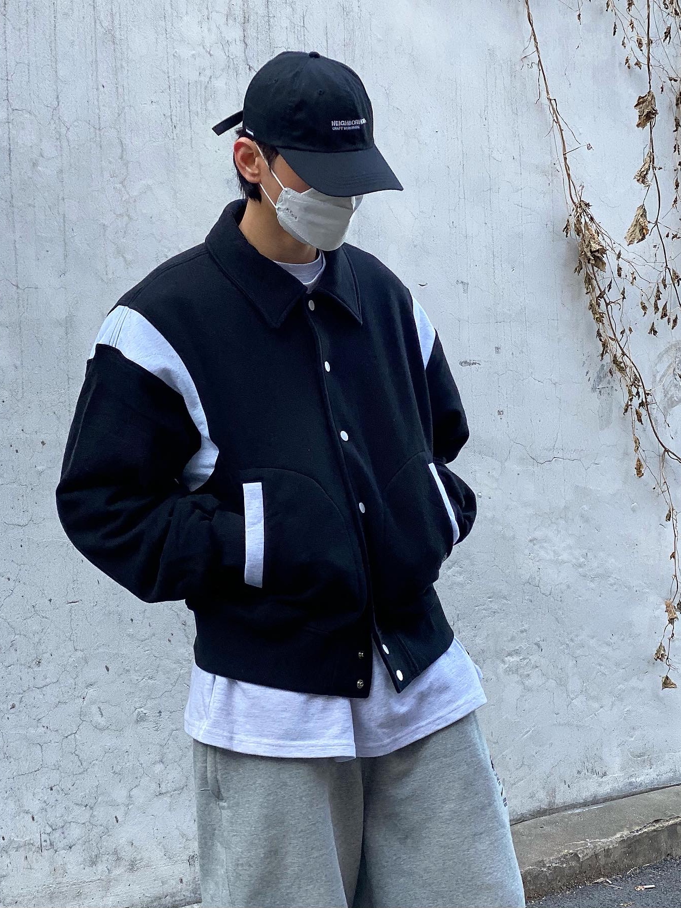 Clarks x Neighborhood Wallabee Boots GTX Black Combi Suede, Nike x Stussy NRG ZR Fleece Pants Heather Grey - US/EU 착용 스타일 - 4