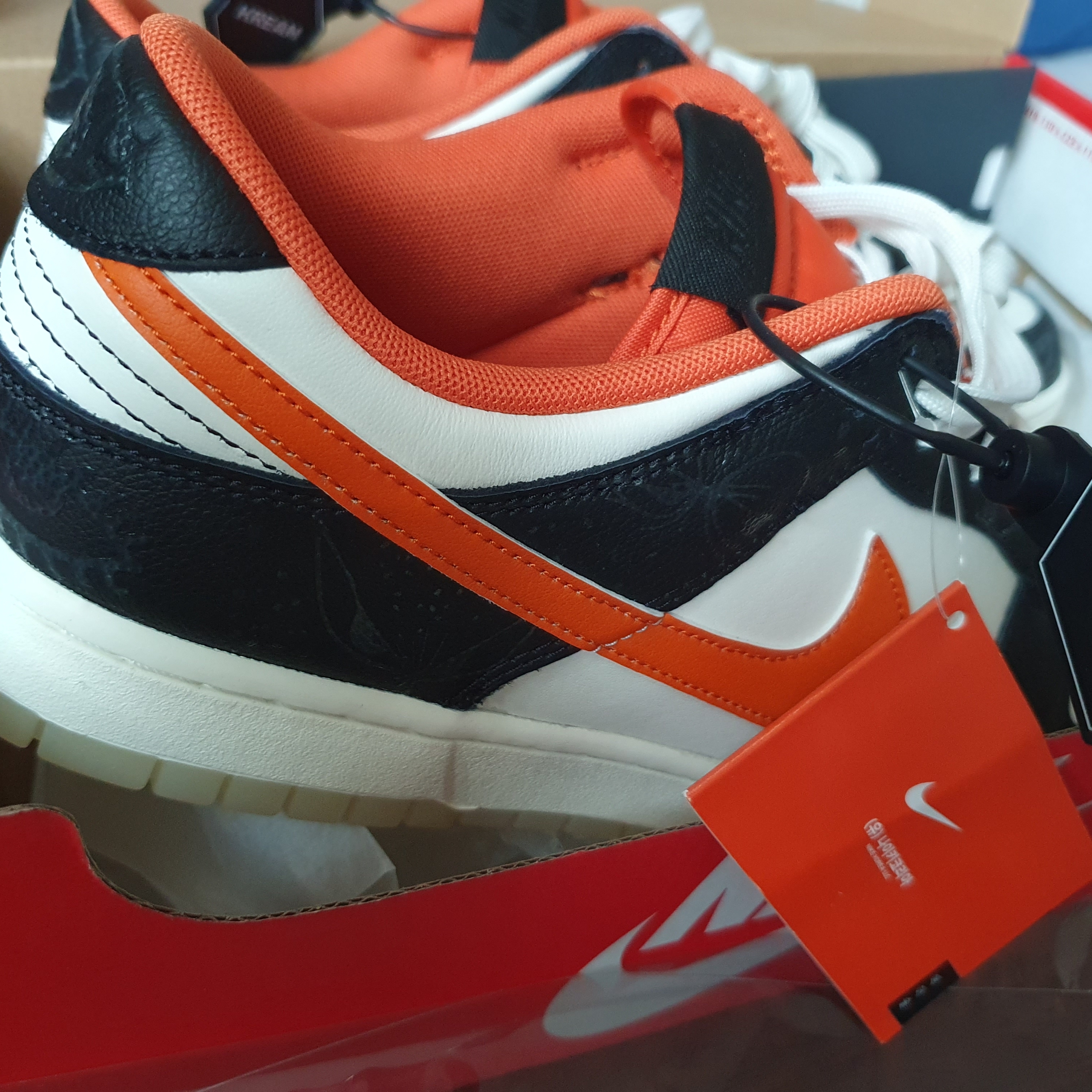 Nike Dunk Low Retro PRM Halloween 착용 스타일 - 3
