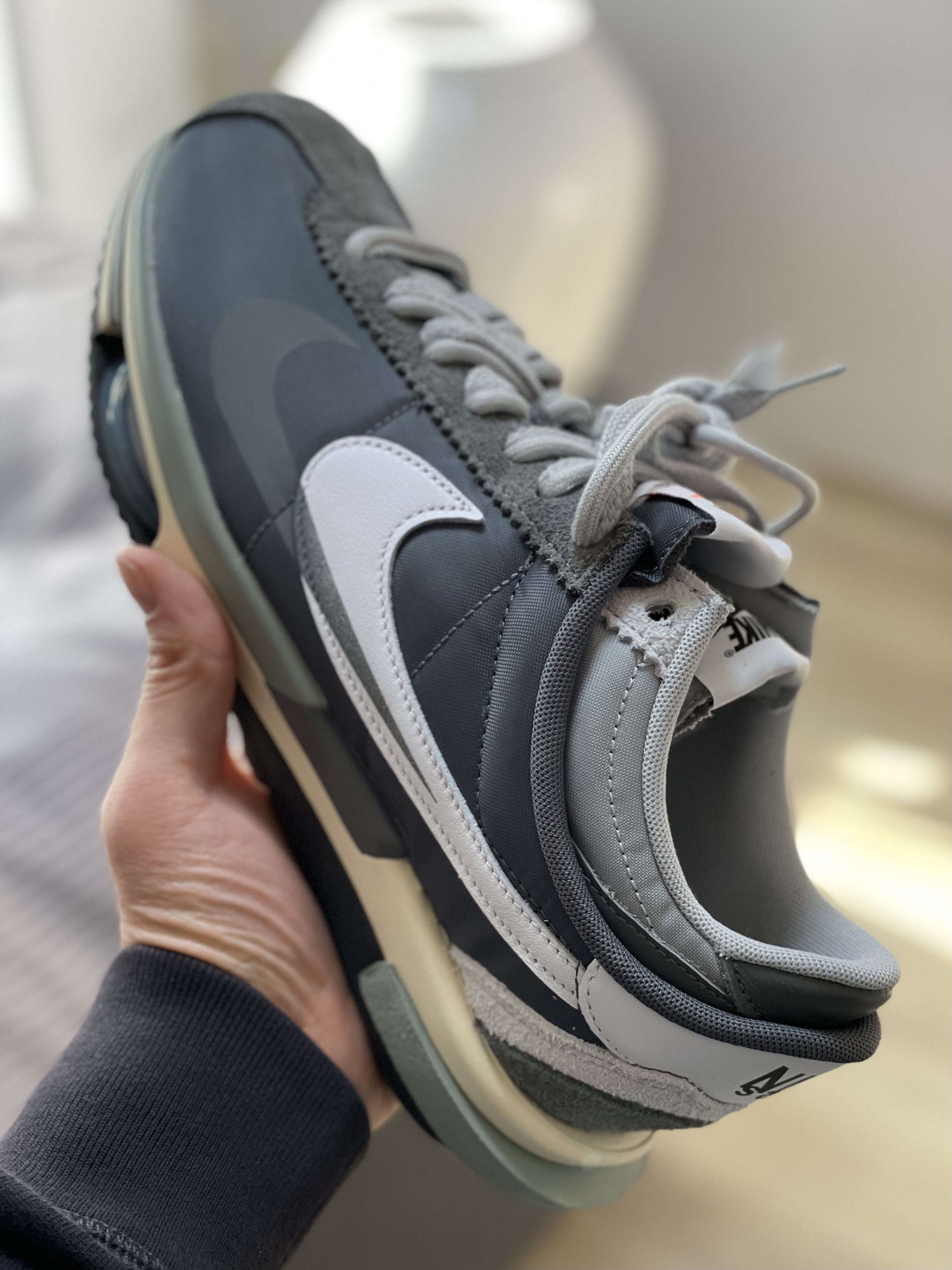 Nike x Sacai Zoom Cortez SP Iron Grey, Balmuda The Range White (Korean Ver.) 착용 스타일
