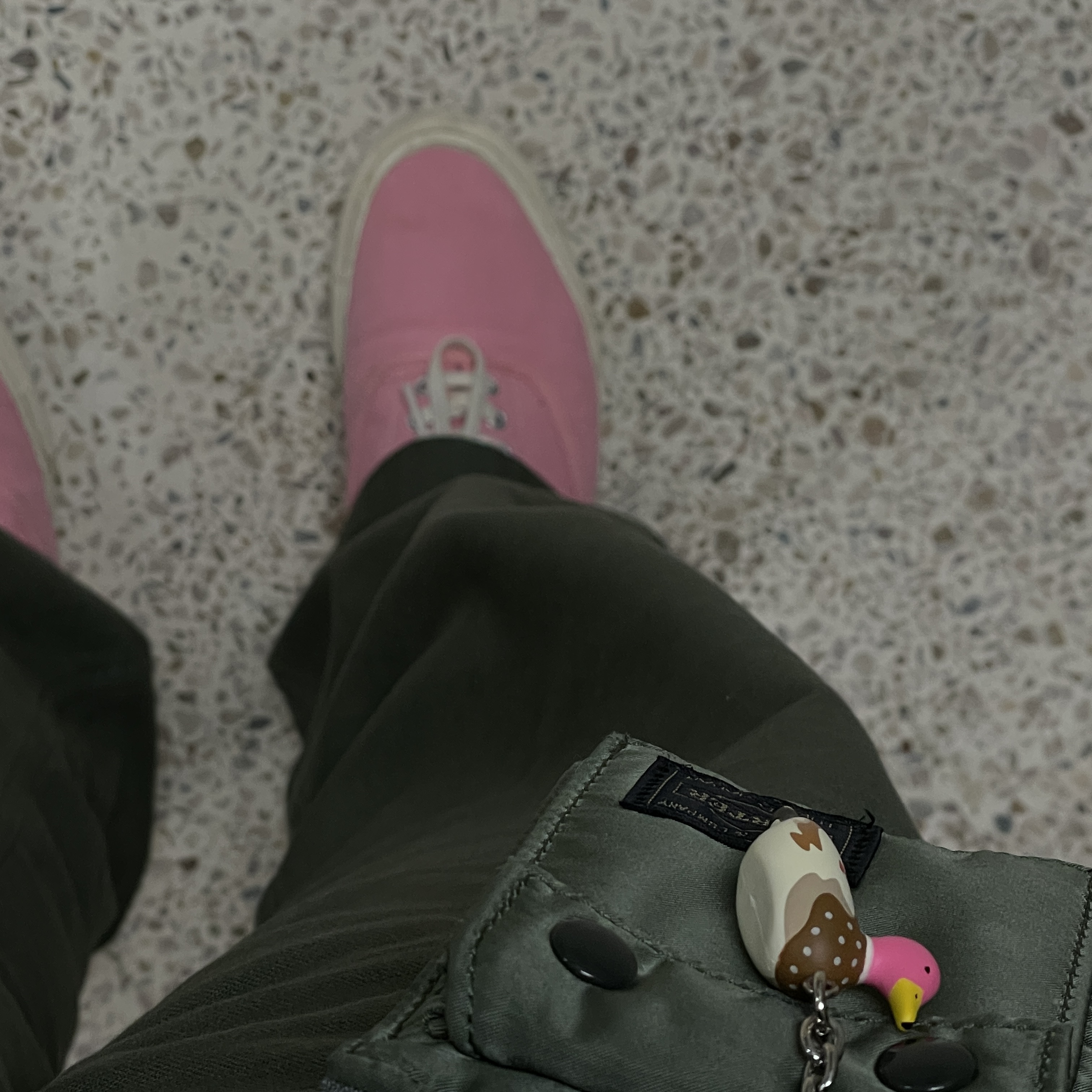 Human Made Duck Keyring Pink 착용 스타일
