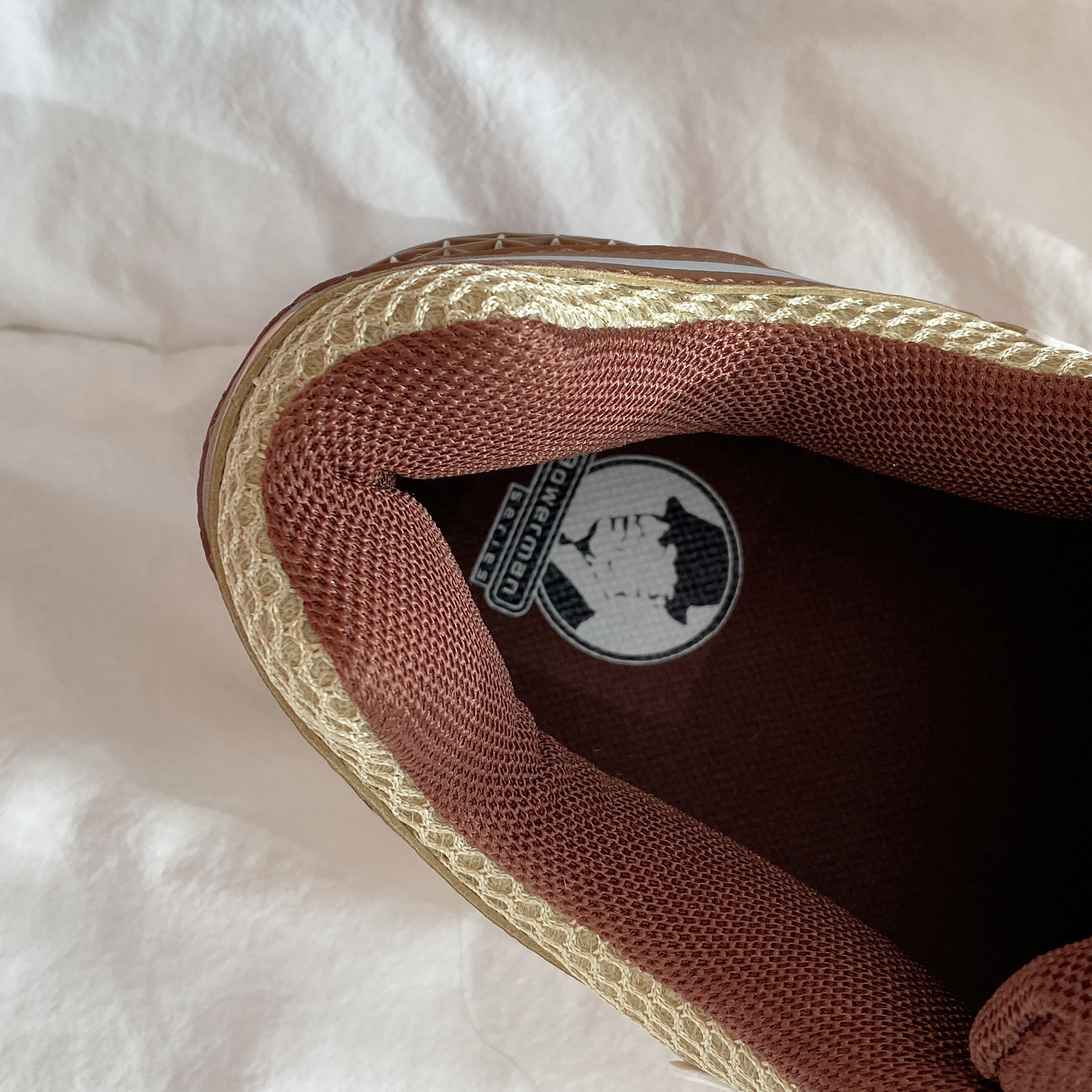 Nike Zoom Vomero 5 Wheat Grass and Cacao Wow 착용 스타일 - 2