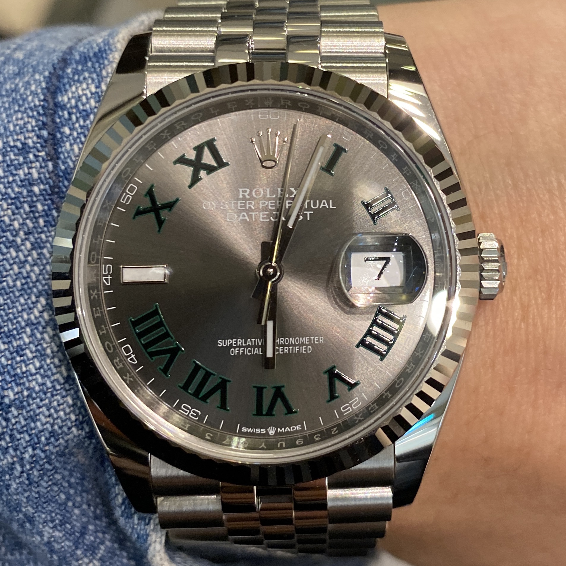 Rolex Datejust 36mm 126234 Slate Roman Jubilee 착용 스타일