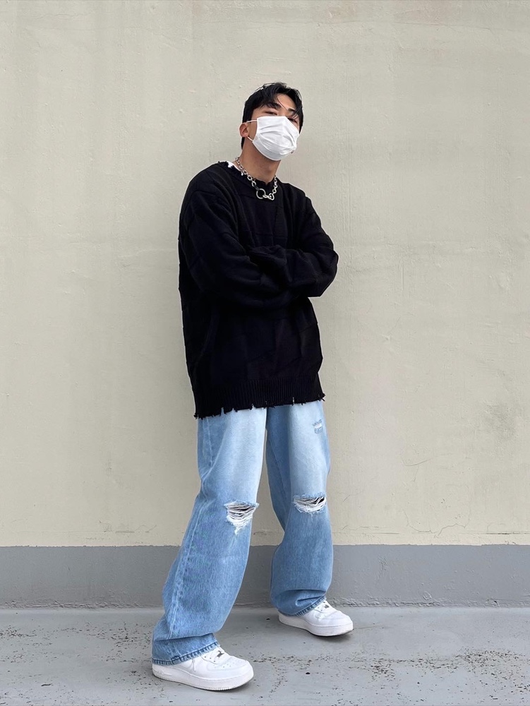 Our Legacy Ladon Brass Keychain Matte Nickel, Nike Air Force 1 '07 Low White 착용 스타일