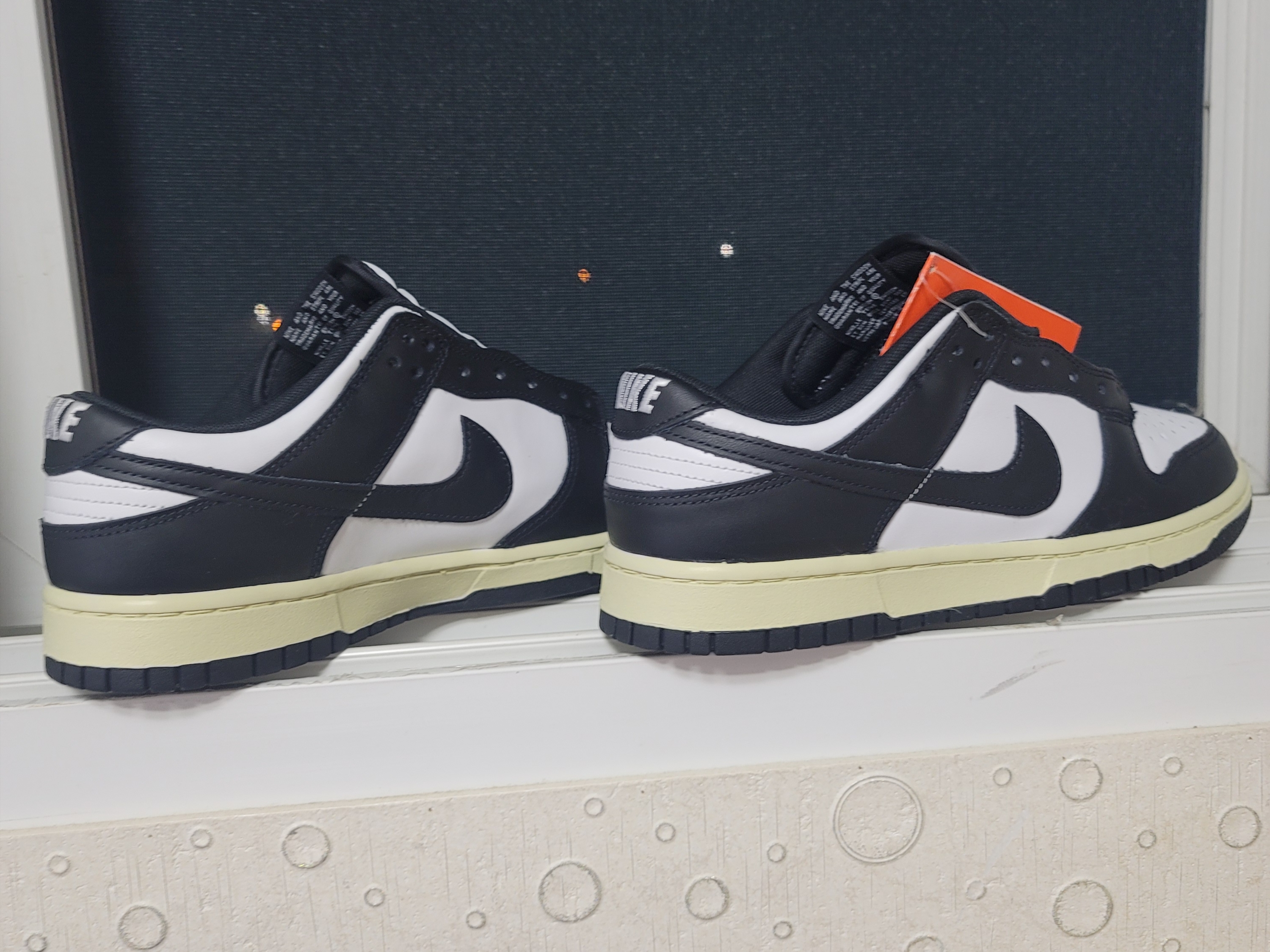 Nike Dunk Low Retro Black 착용 스타일 - 3