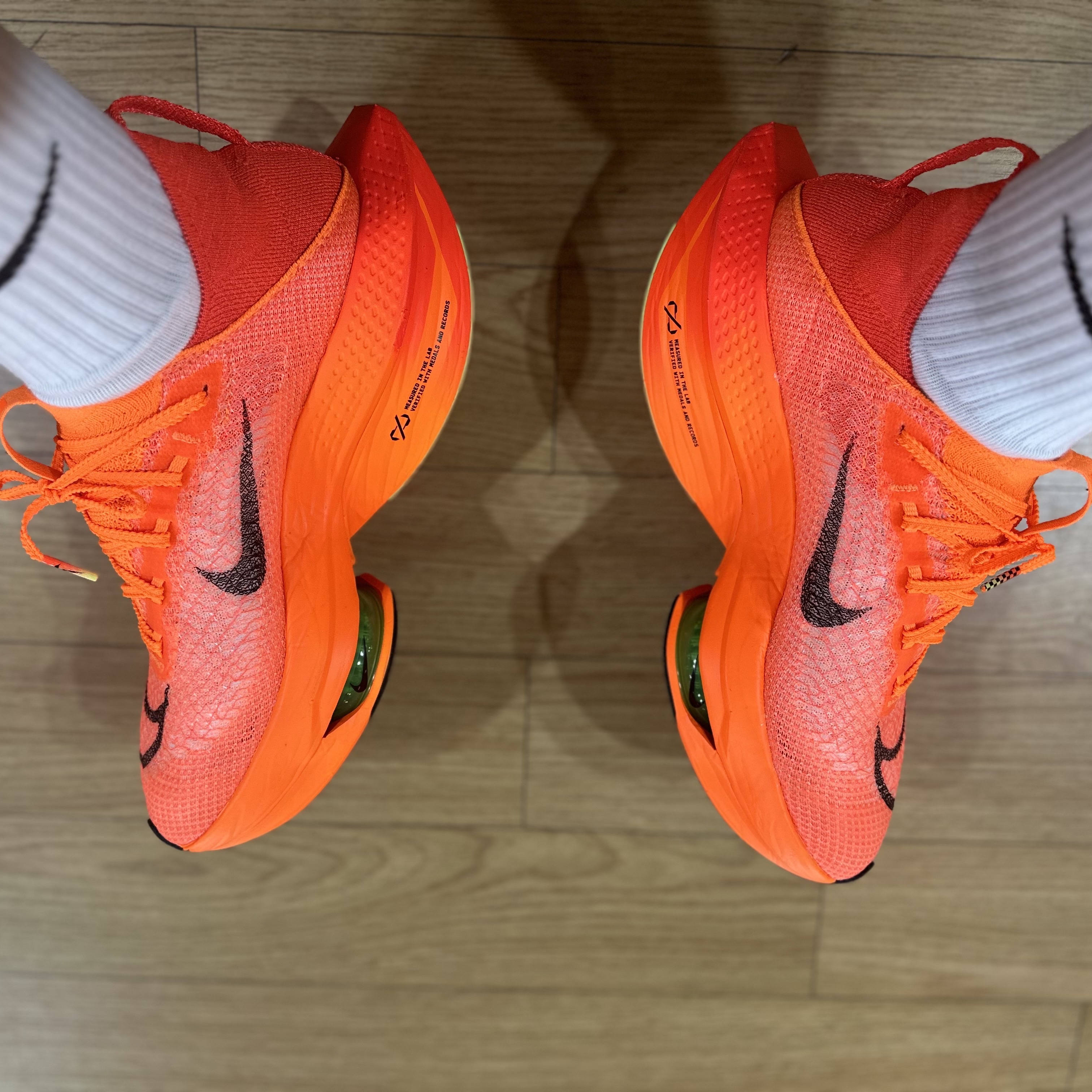 Nike Air Zoom Alphafly Next% 2 Total Orange 착용 스타일