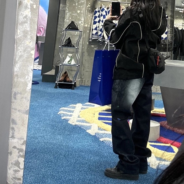 Diesel J-Hives Windbreaker with Contrast Piping Black, Ader Error Petri Jeans Blue 착용 스타일 - 1