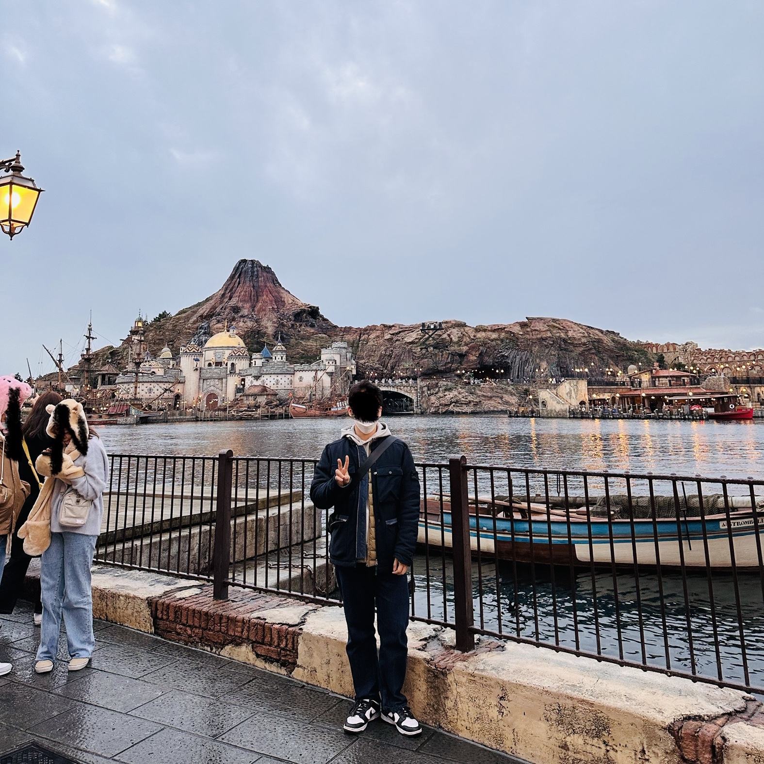 Nike Dunk Low Retro Black, Maison Kitsune x Ader Error Meditation Fox Hoodie Grey 착용 스타일 - 1