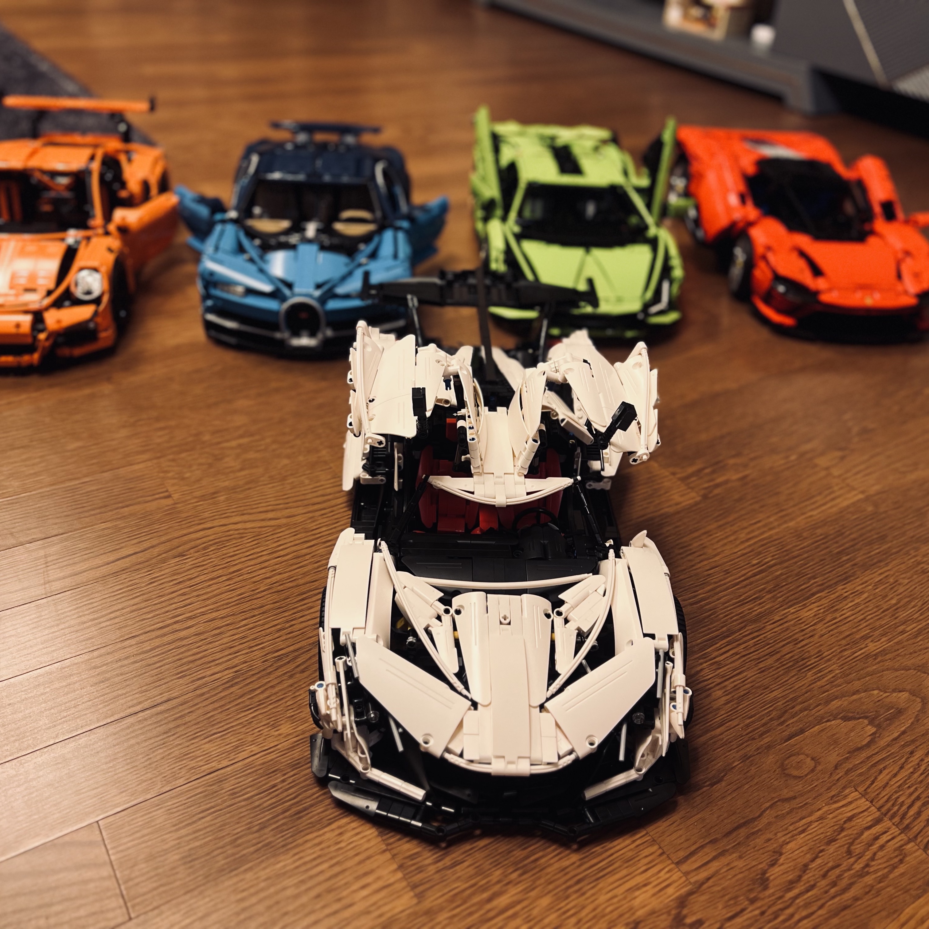 Lego Bugatti Chiron, Lego Lamborghini Sian FKP 37 착용 스타일