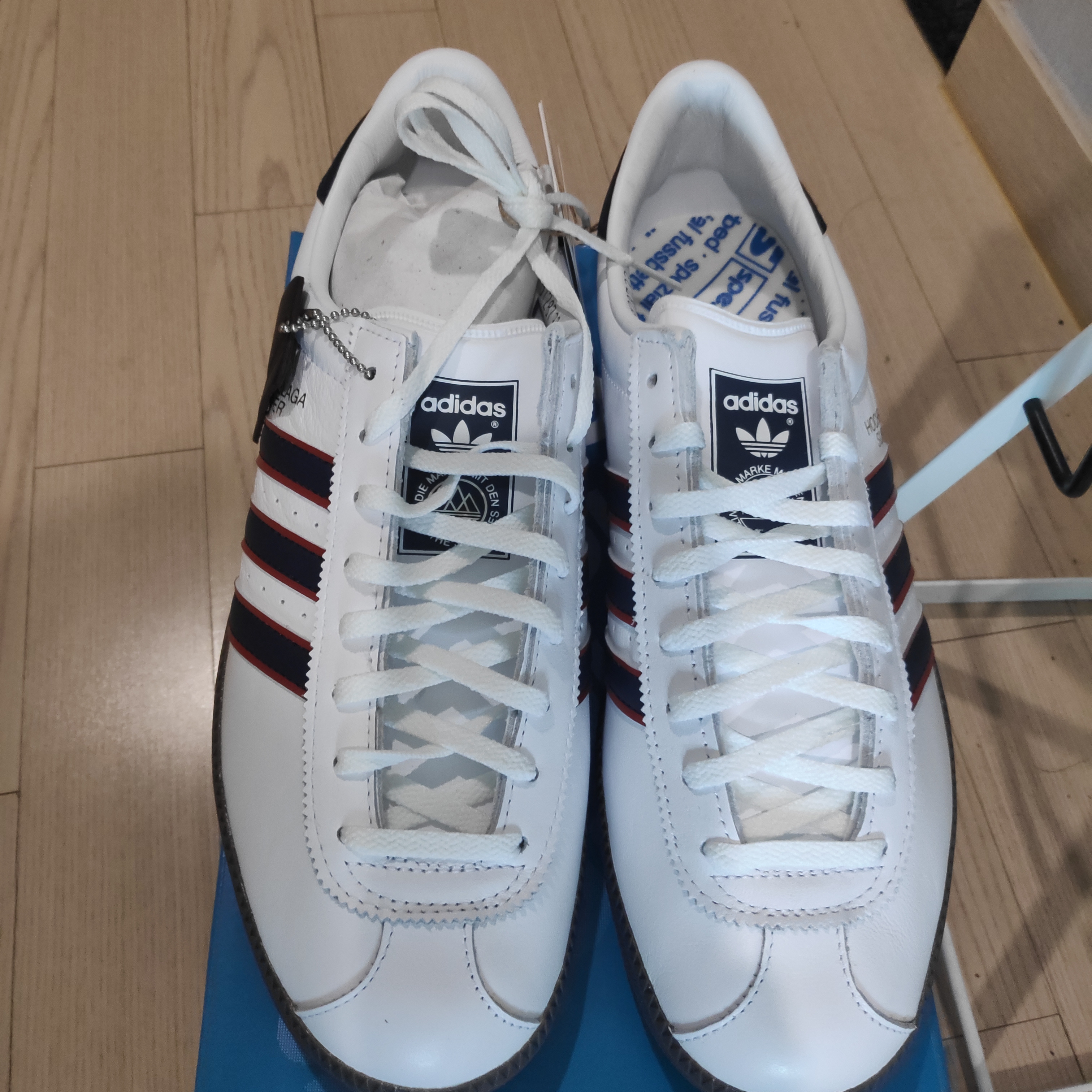 Adidas Hochelaga Spezial Cloud White 착용 스타일 - 3