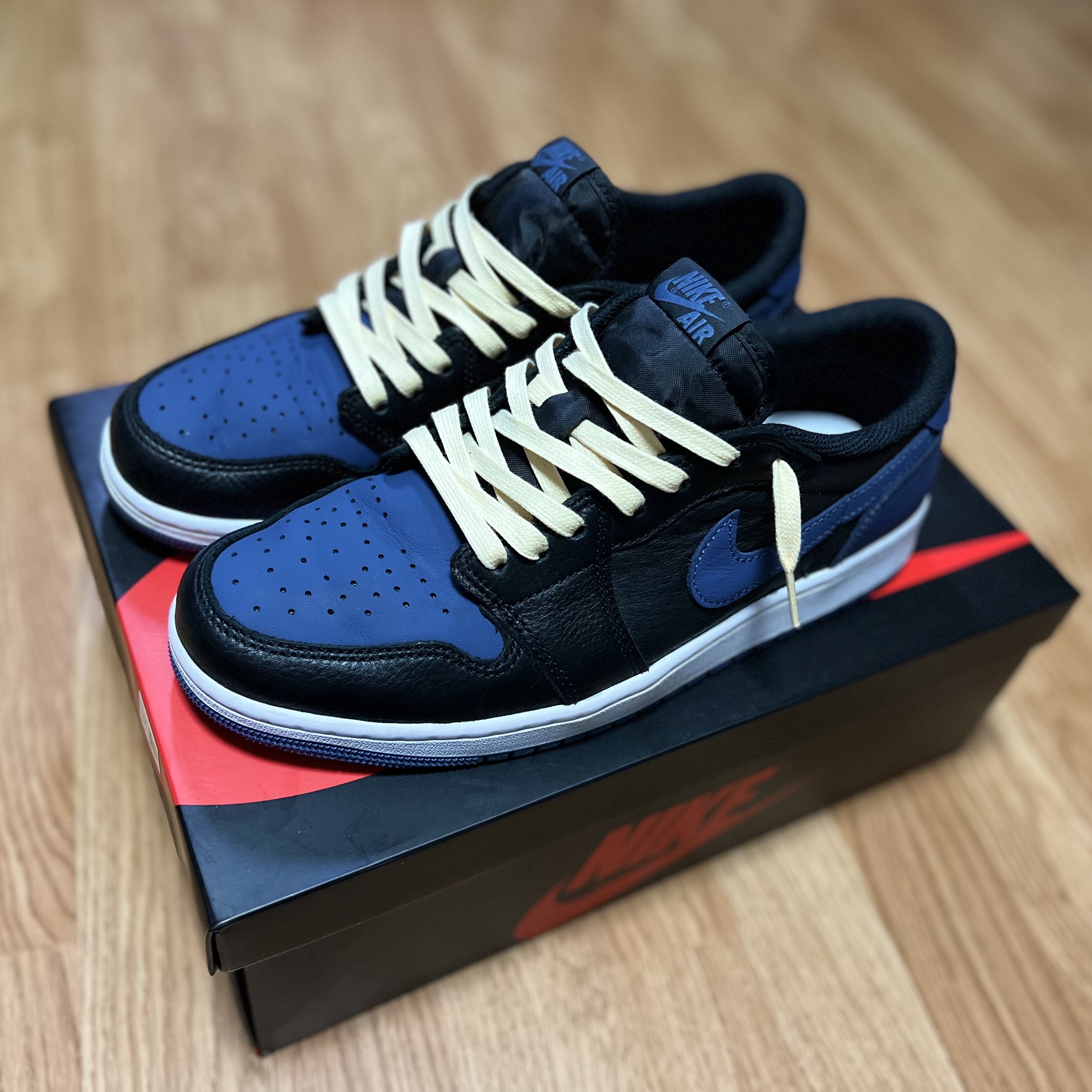Jordan 1 Retro Low OG Mystic Navy 착용 스타일 - 2