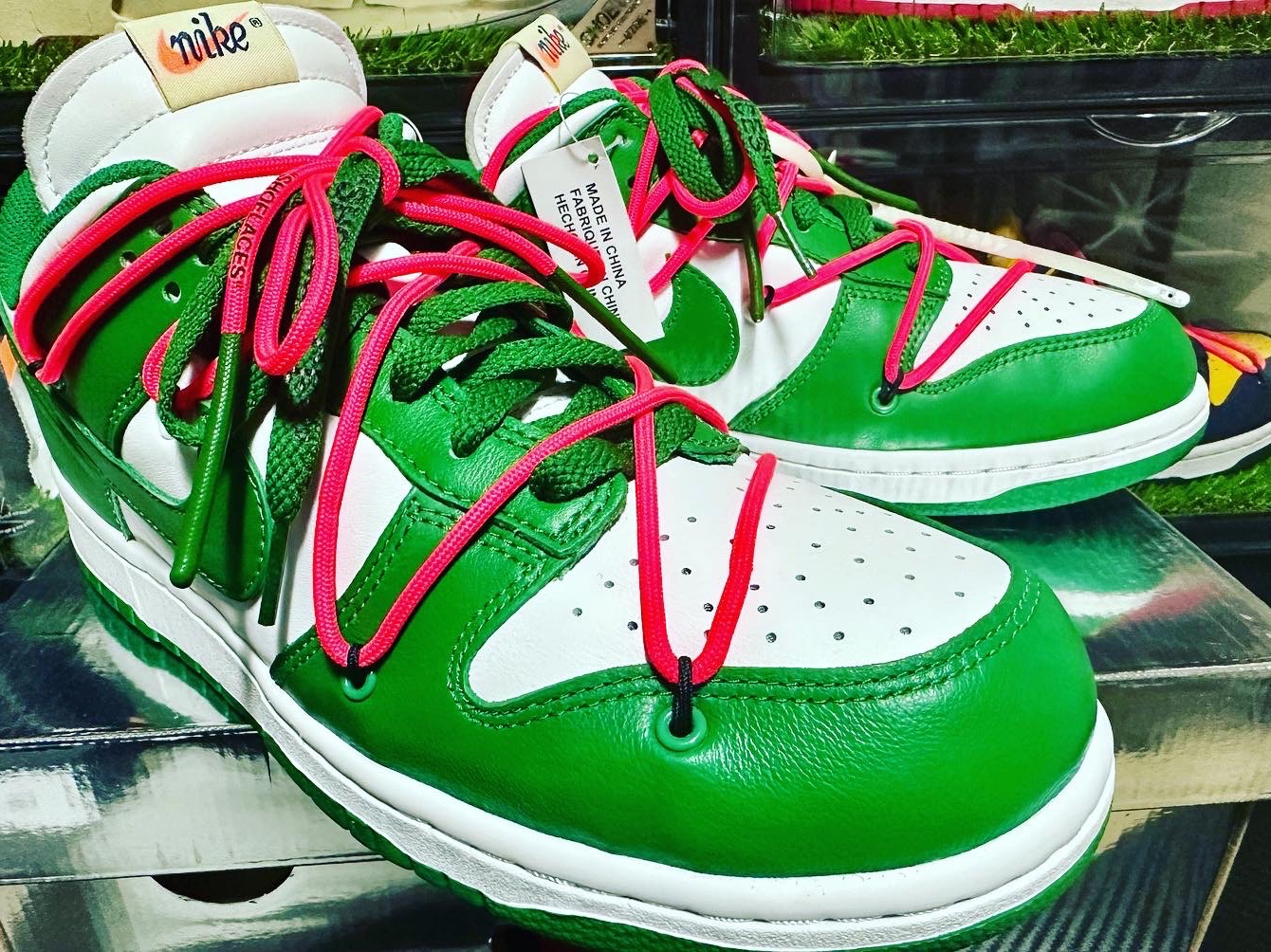 Nike x Off-White Dunk Low Pine Green, Nike x Off-White Dunk Low The 50 - Lot 46 착용 스타일 - 3