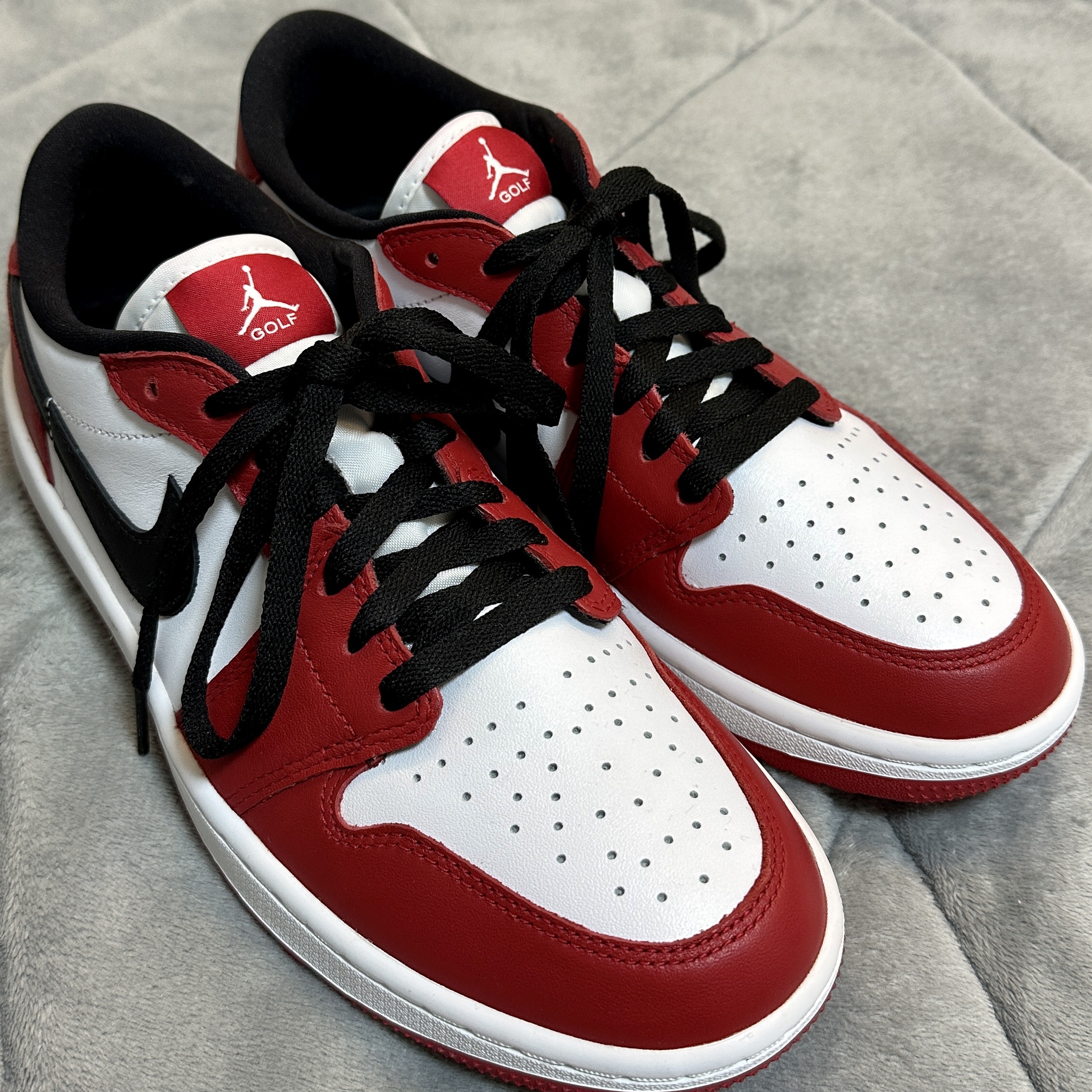 Jordan 1 Low Golf Chicago 착용 스타일 - 2