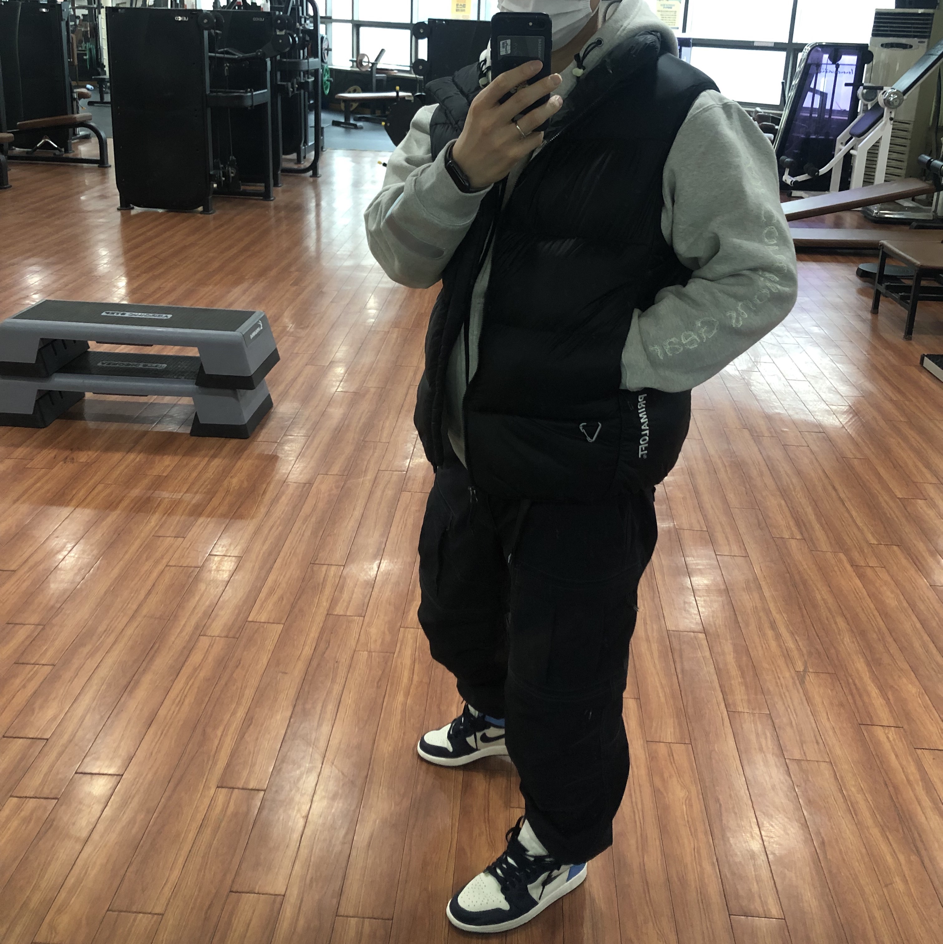 Nike ACG Therma-Fit Fleece Full Zip Hoodie Airora Grey Heather - US/EU, Jordan 1 Retro High Obsidian UNC 착용 스타일 - 1