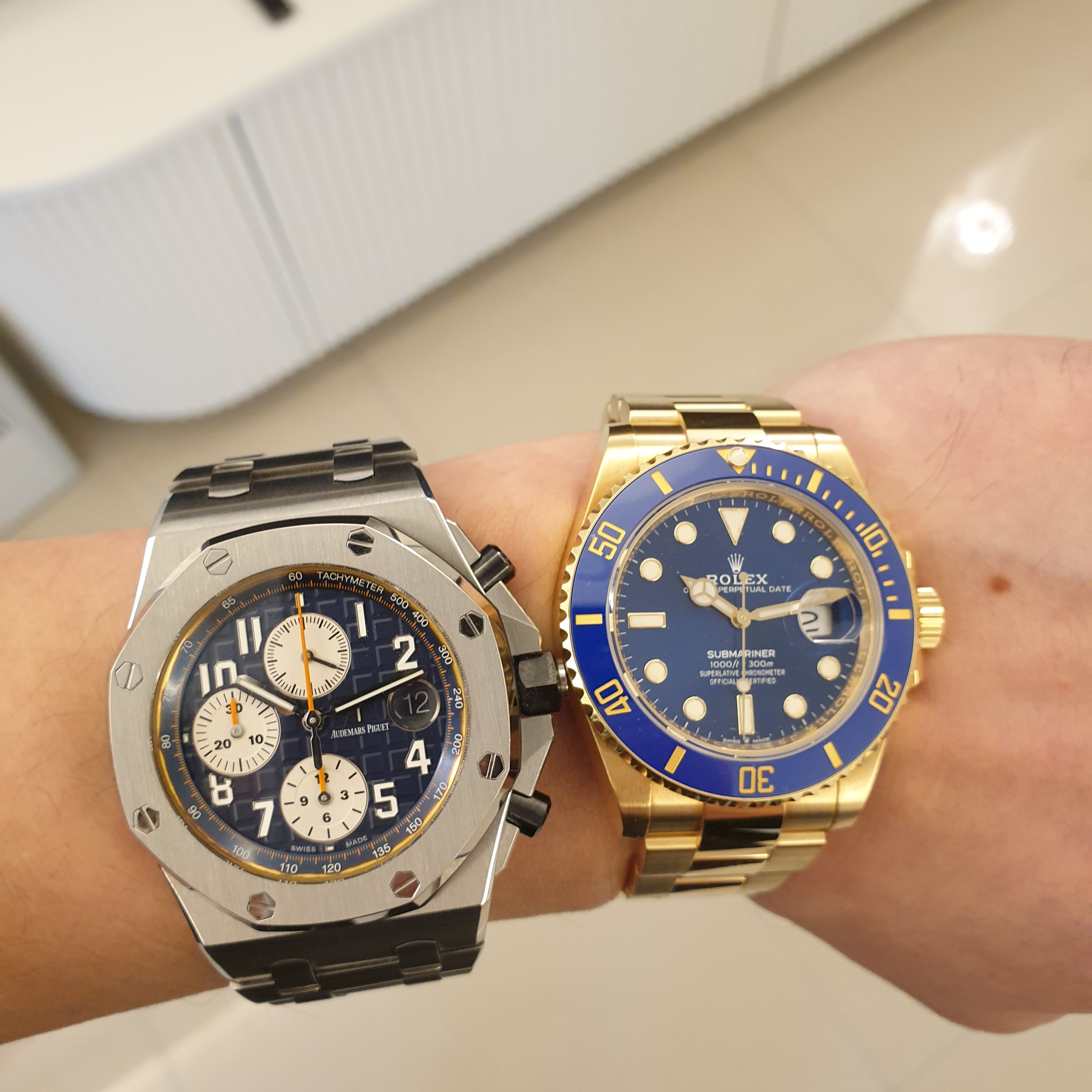 Rolex Submariner Date 41mm 126618LB Blue Green Oyster 착용 스타일 - 1