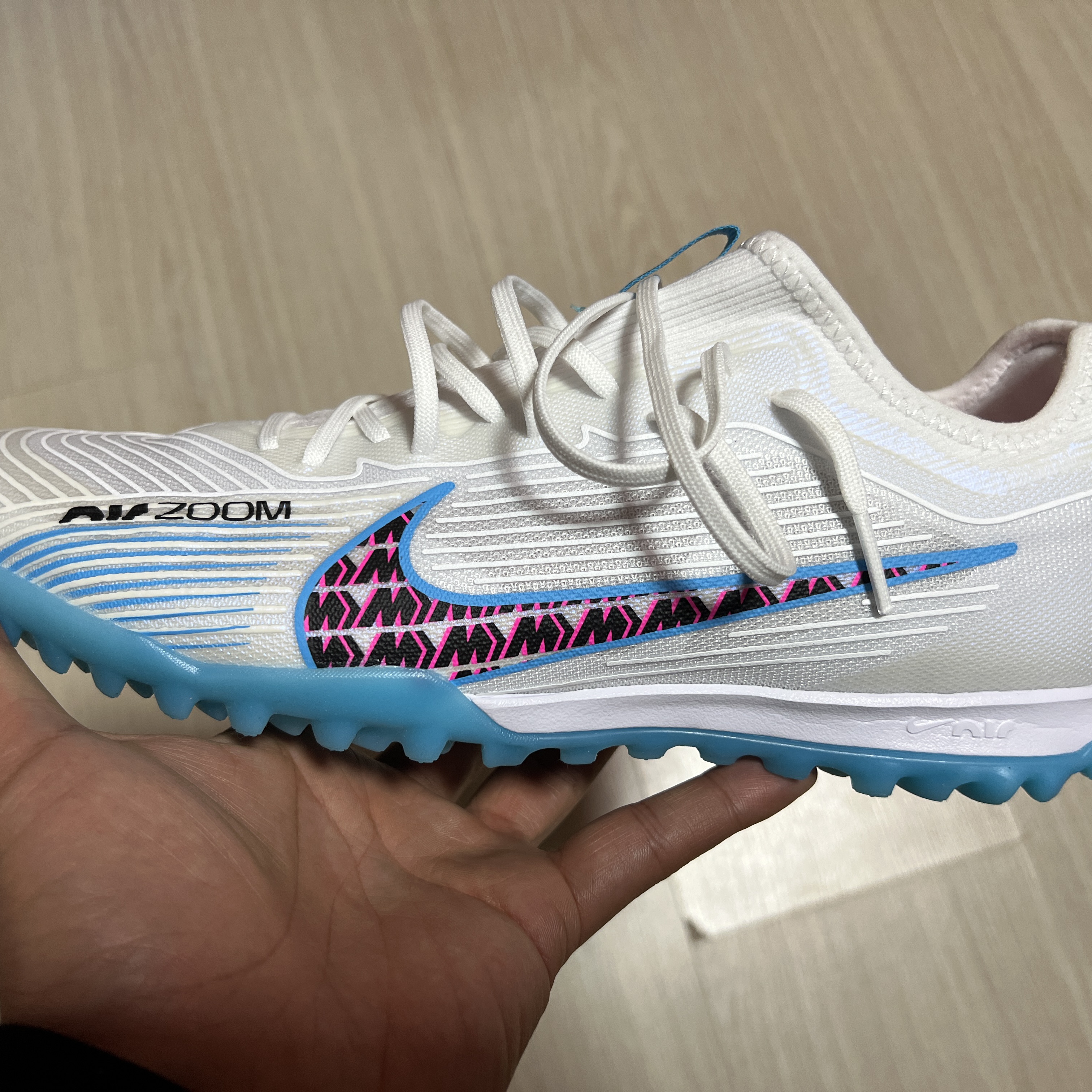 Nike Zoom Mercurial Vapor 15 Pro TF White Baltic Blue 착용 스타일