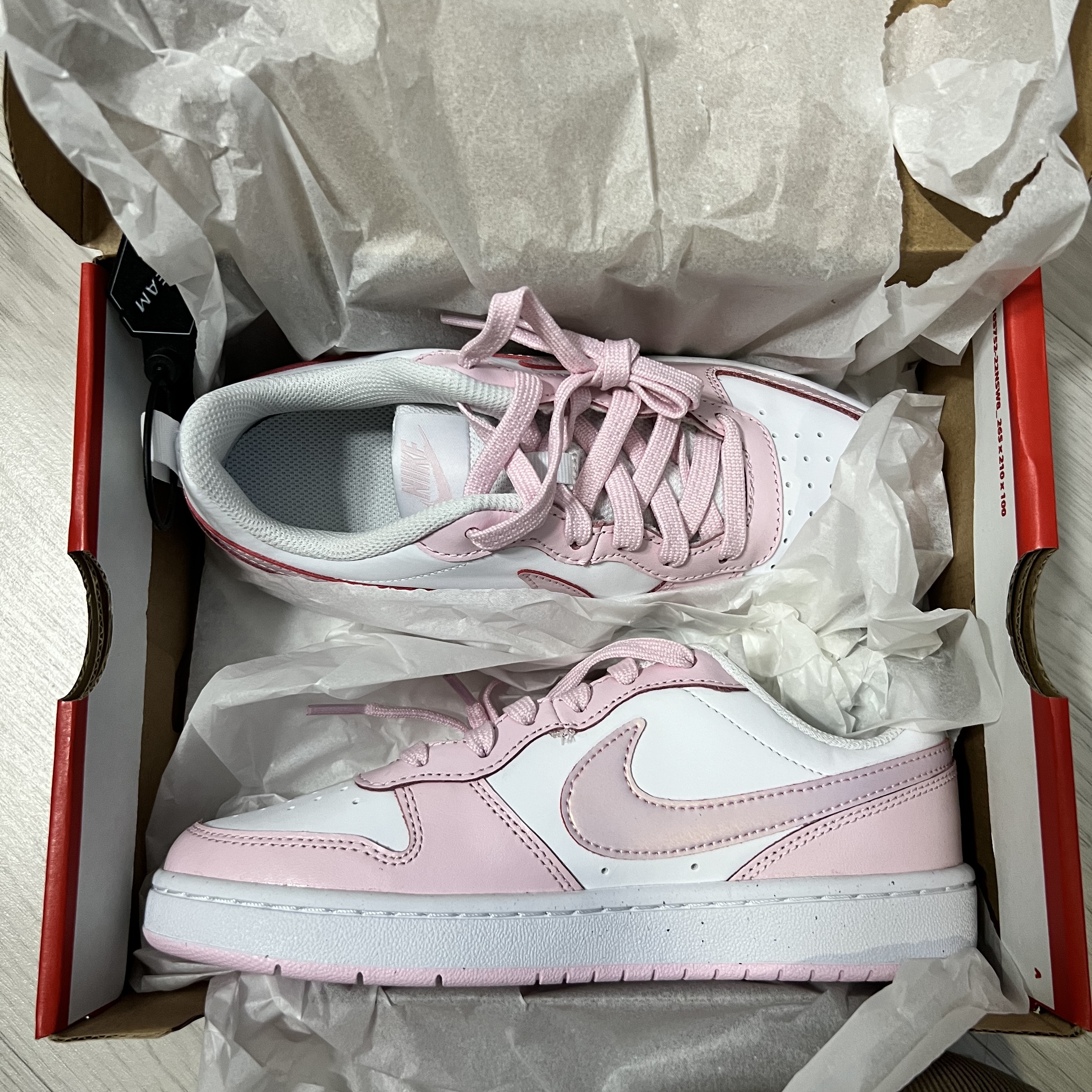 (GS) Nike Court Borough 2 SE White Pink Foam 착용 스타일 - 4