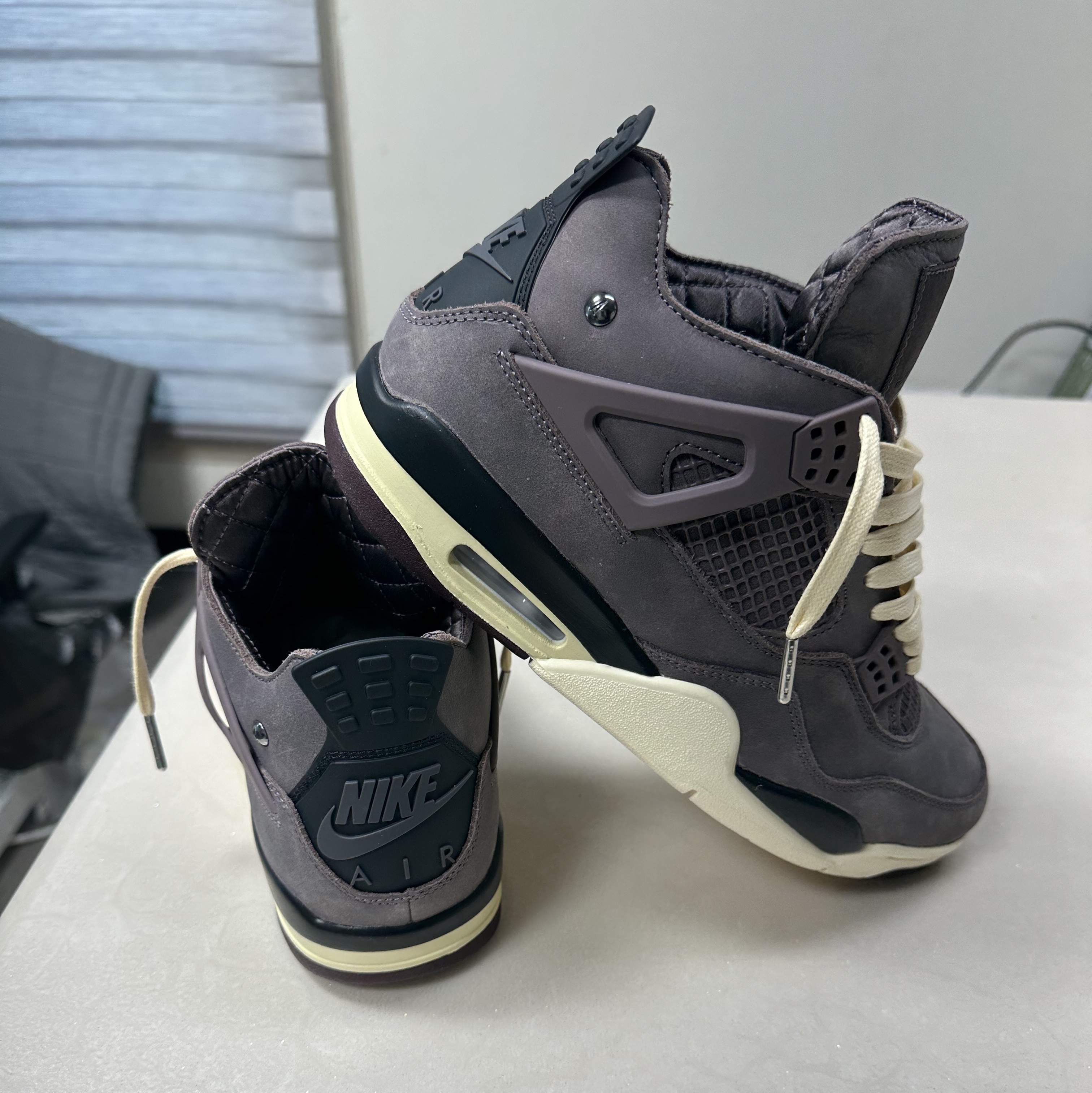 Jordan 4 x A Ma Maniere Retro Violet Ore 착용 스타일 - 2