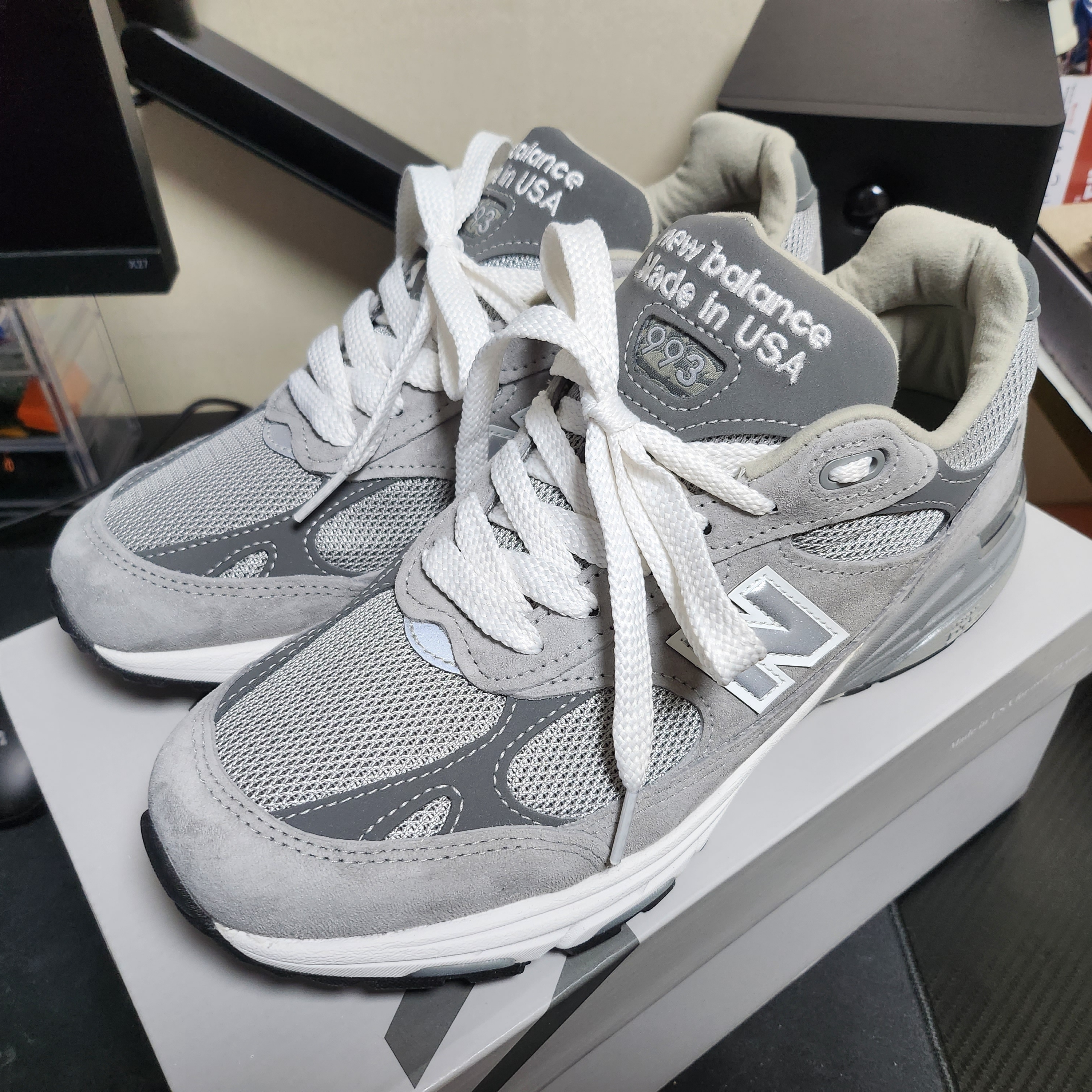 New Balance 993 Made in USA Grey - D Standard 착용 스타일 - 1