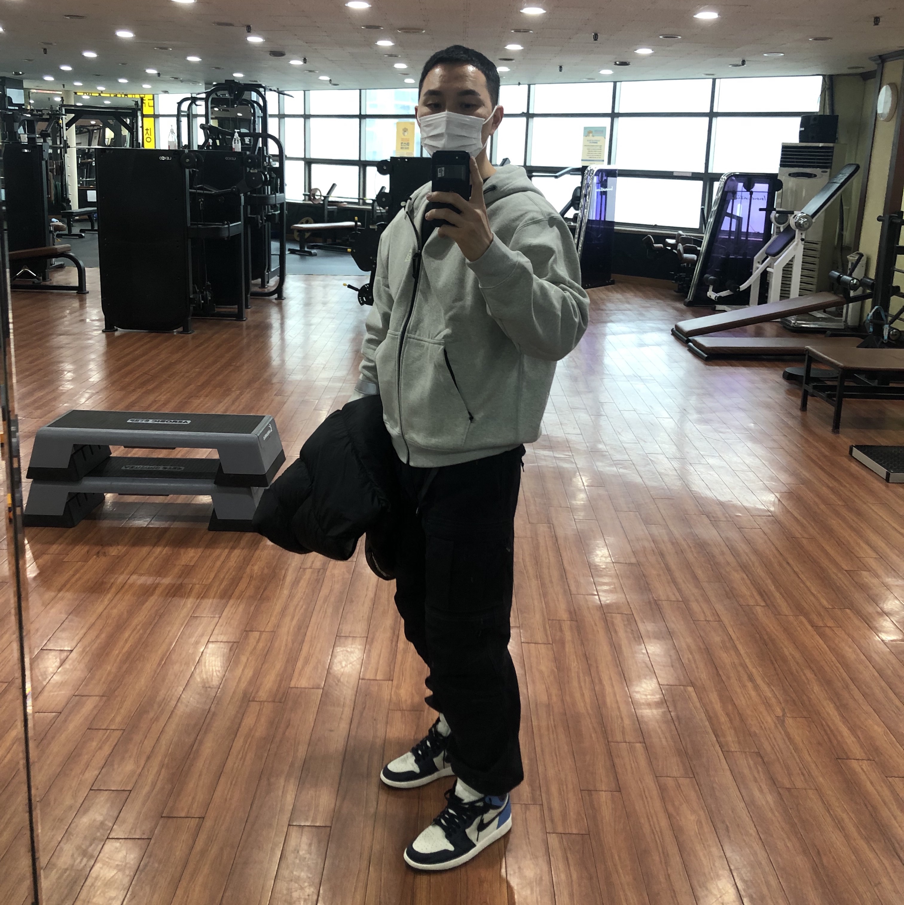 Nike ACG Therma-Fit Fleece Full Zip Hoodie Airora Grey Heather - US/EU, Jordan 1 Retro High Obsidian UNC 착용 스타일 - 4