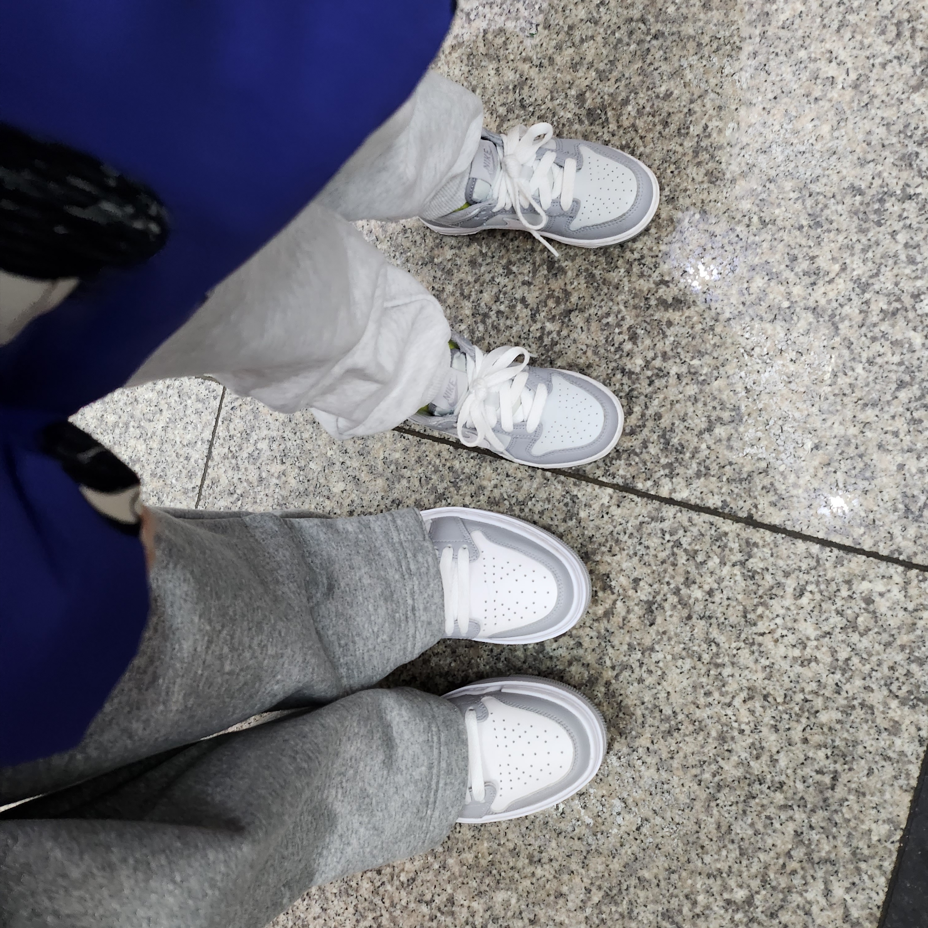 (PS) Nike Dunk Low Wolf Grey, (W) Jordan 1 Elevate Low White and Wolf Grey 착용 스타일 - 2