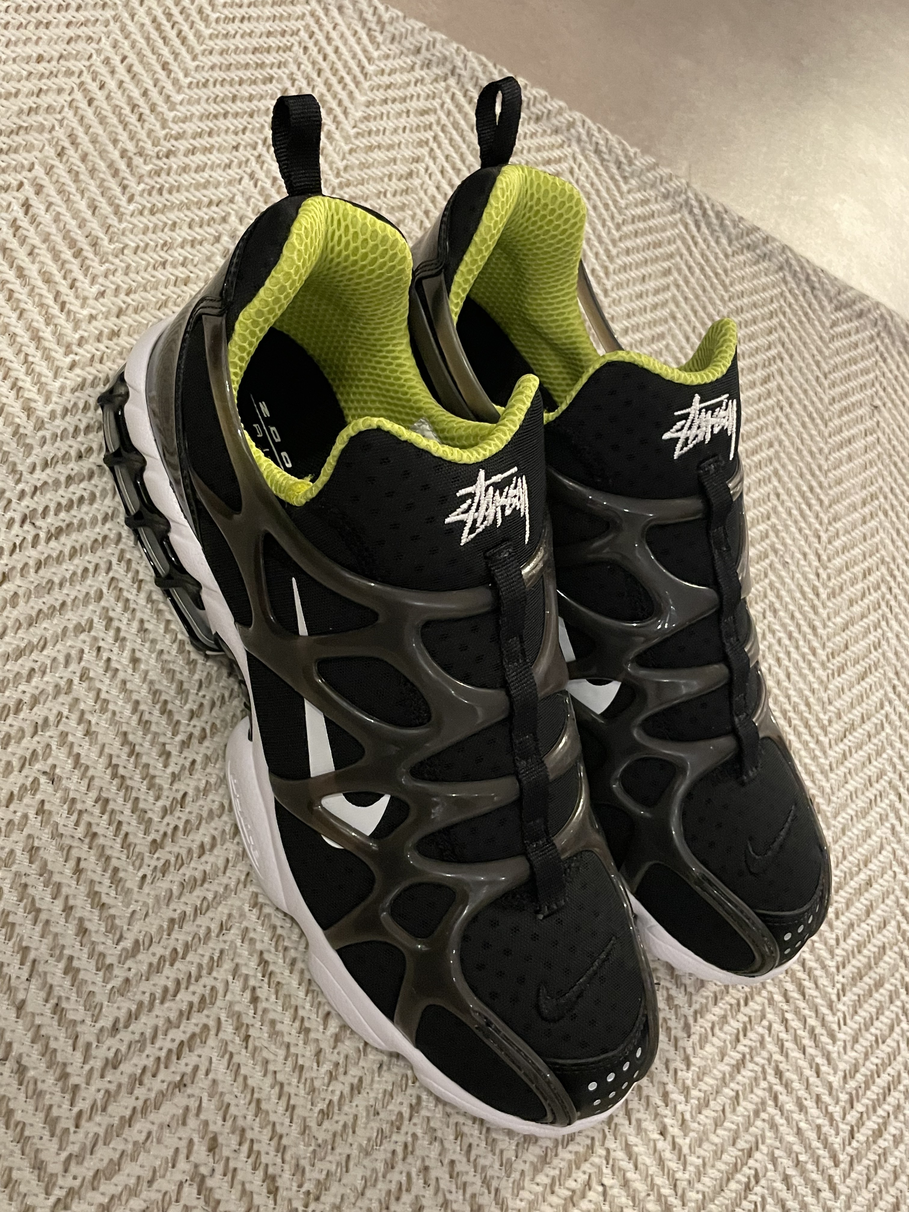 Nike x Stussy Air Zoom Spiridon Kukini Black 착용 스타일 - 1