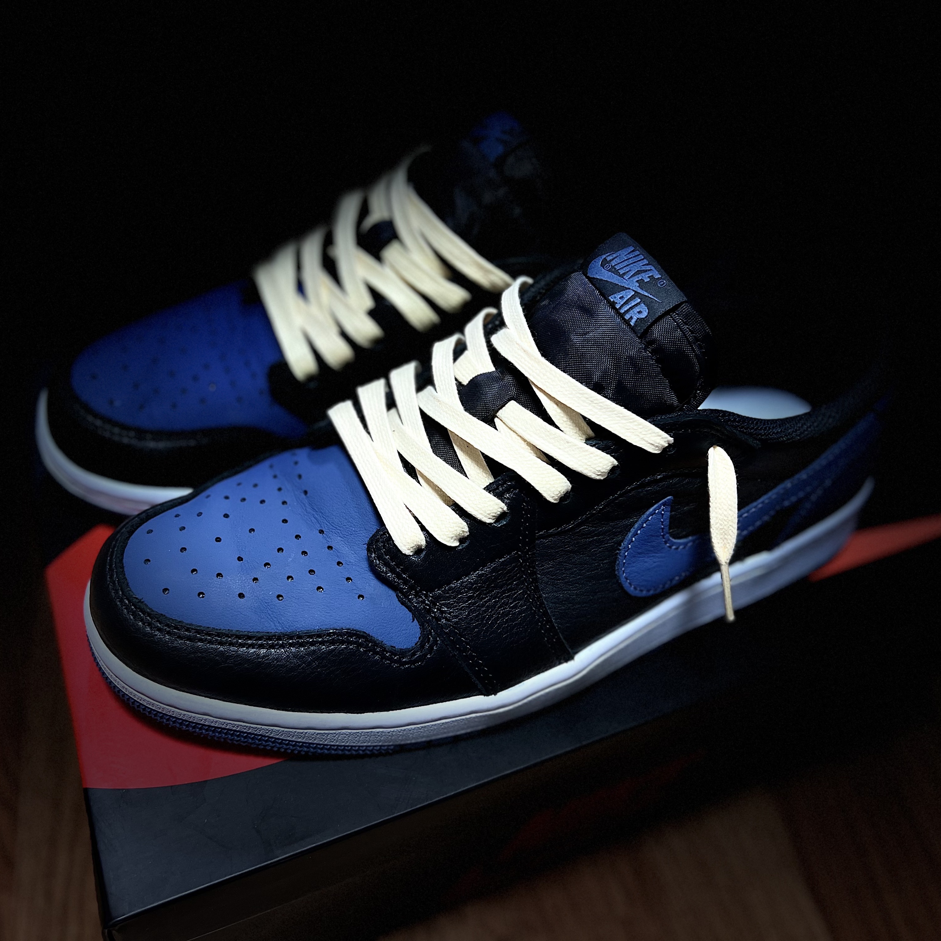 Jordan 1 Retro Low OG Mystic Navy 착용 스타일 - 3