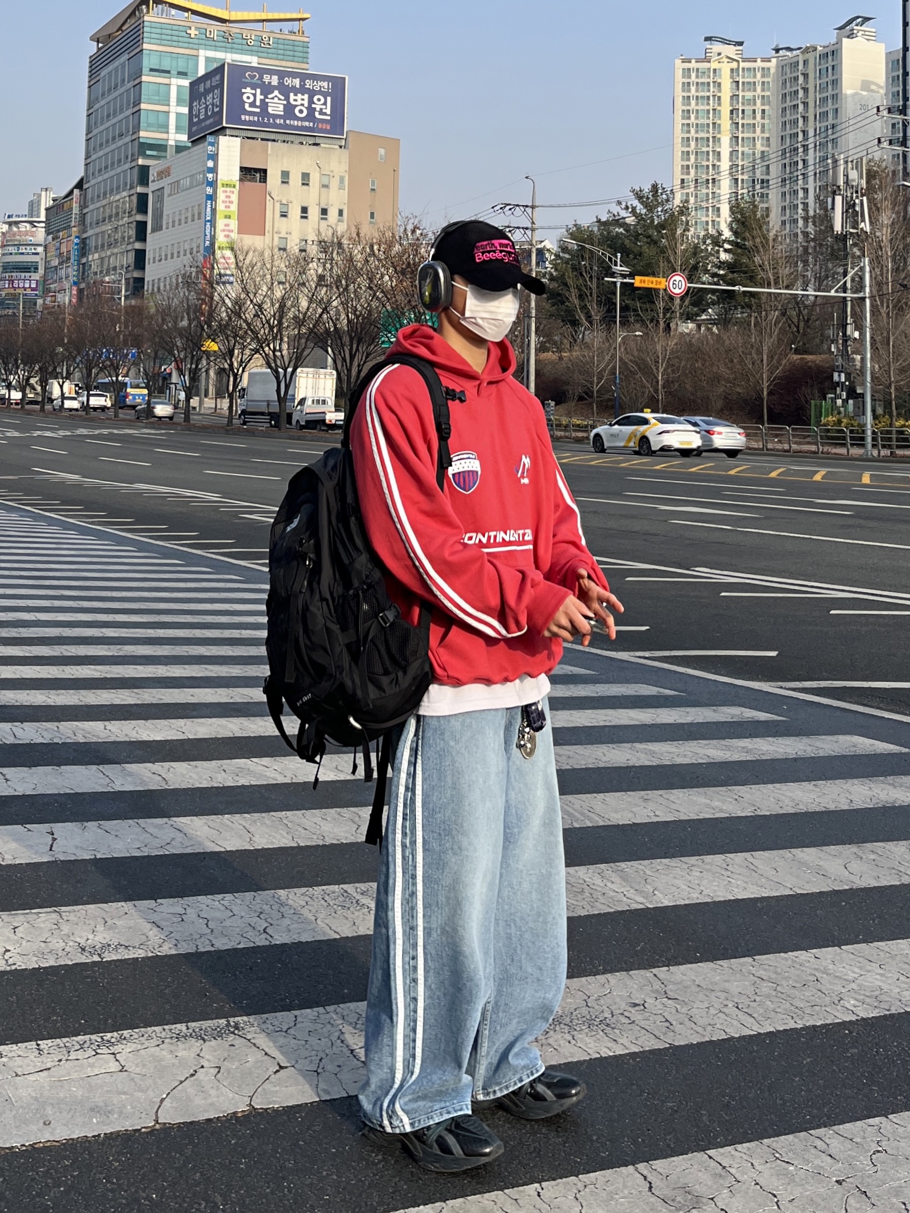 Asics x Andersson Bell HN2-S Protoblast Black, Apple AirPods Max Lightning Space Gray (Korean Ver.) 착용 스타일 - 1