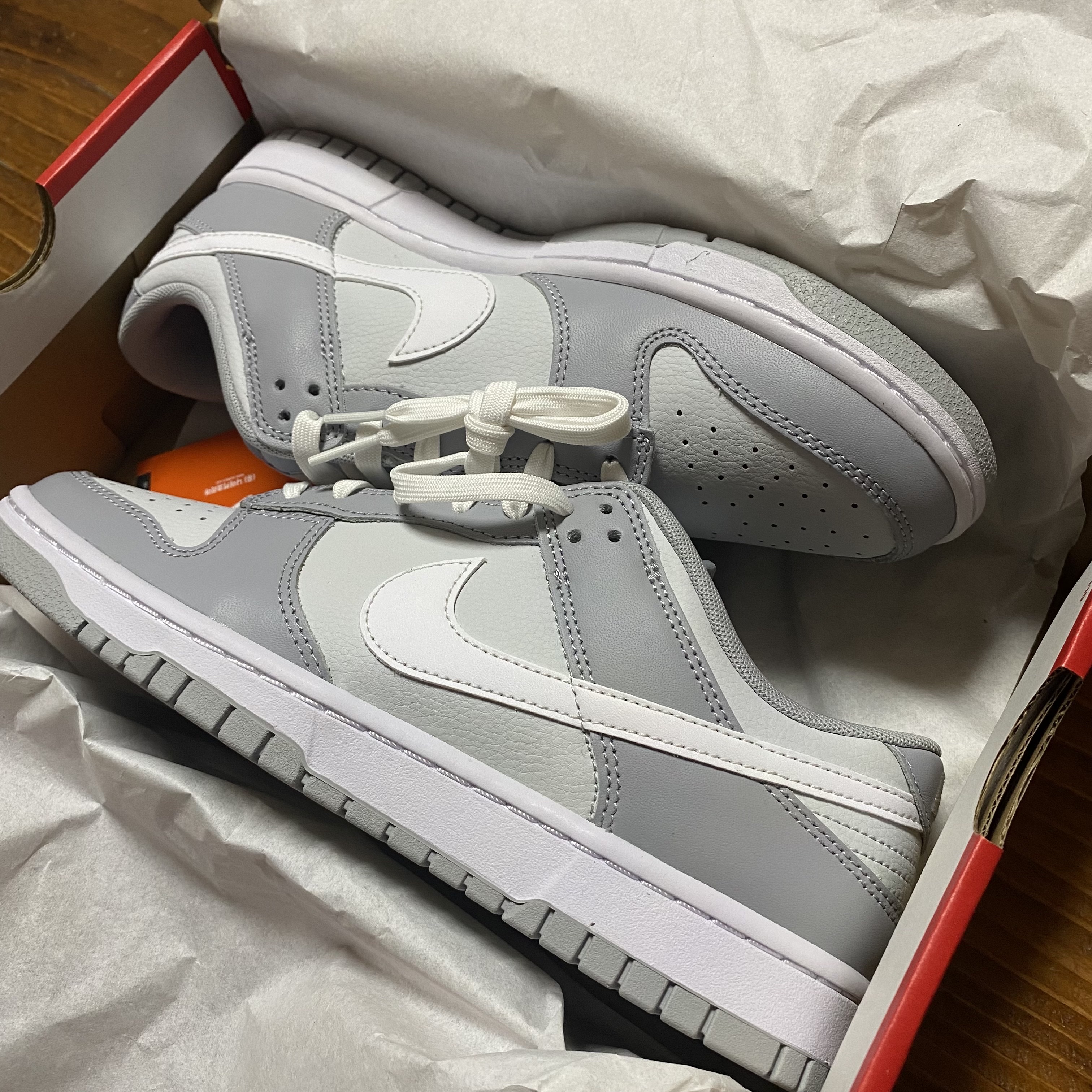 Nike Dunk Low Retro Wolf Grey 착용 스타일