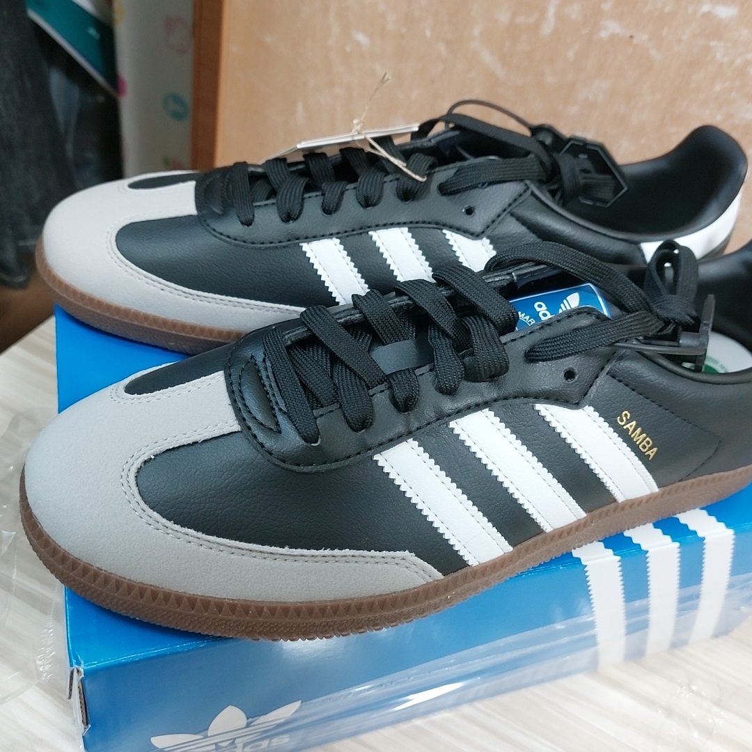 Adidas Samba Vegan Black White 착용 스타일 - 1