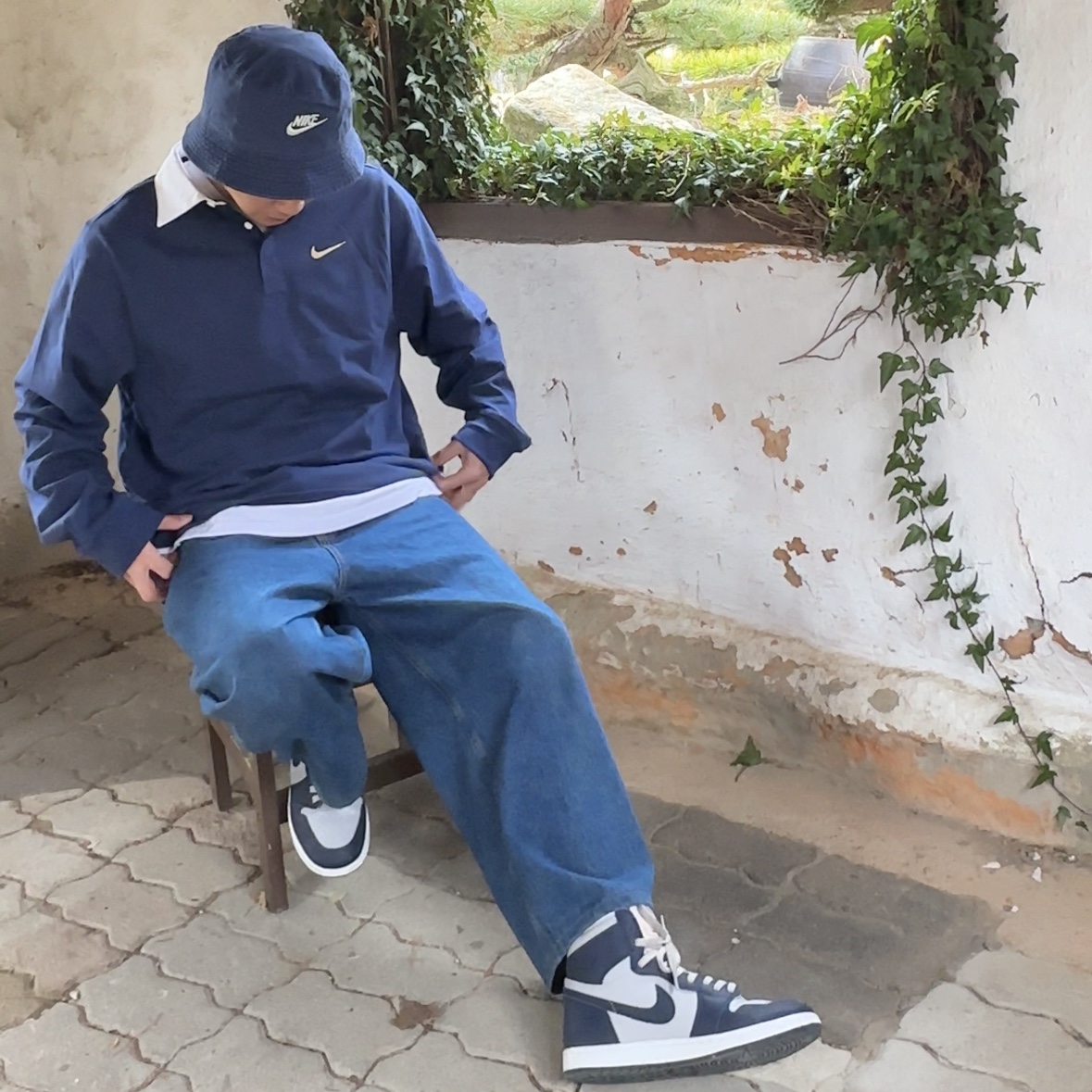 Jordan 1 High 85 College Navy, Nike NSW Futura Washed Bucket Hat Midnight Navy 착용 스타일