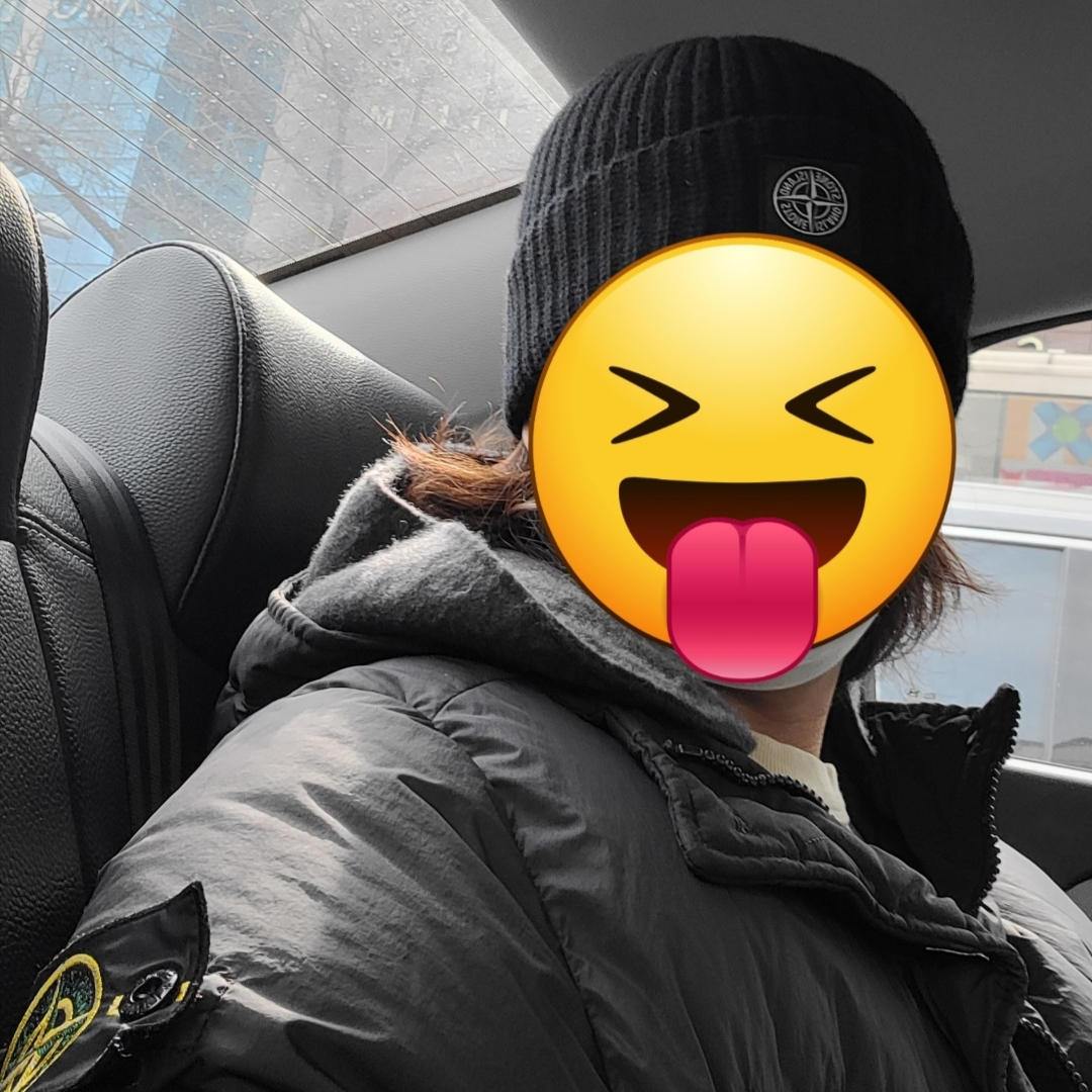 Stone Island N10B5 Beanie Black - 22FW 착용 스타일