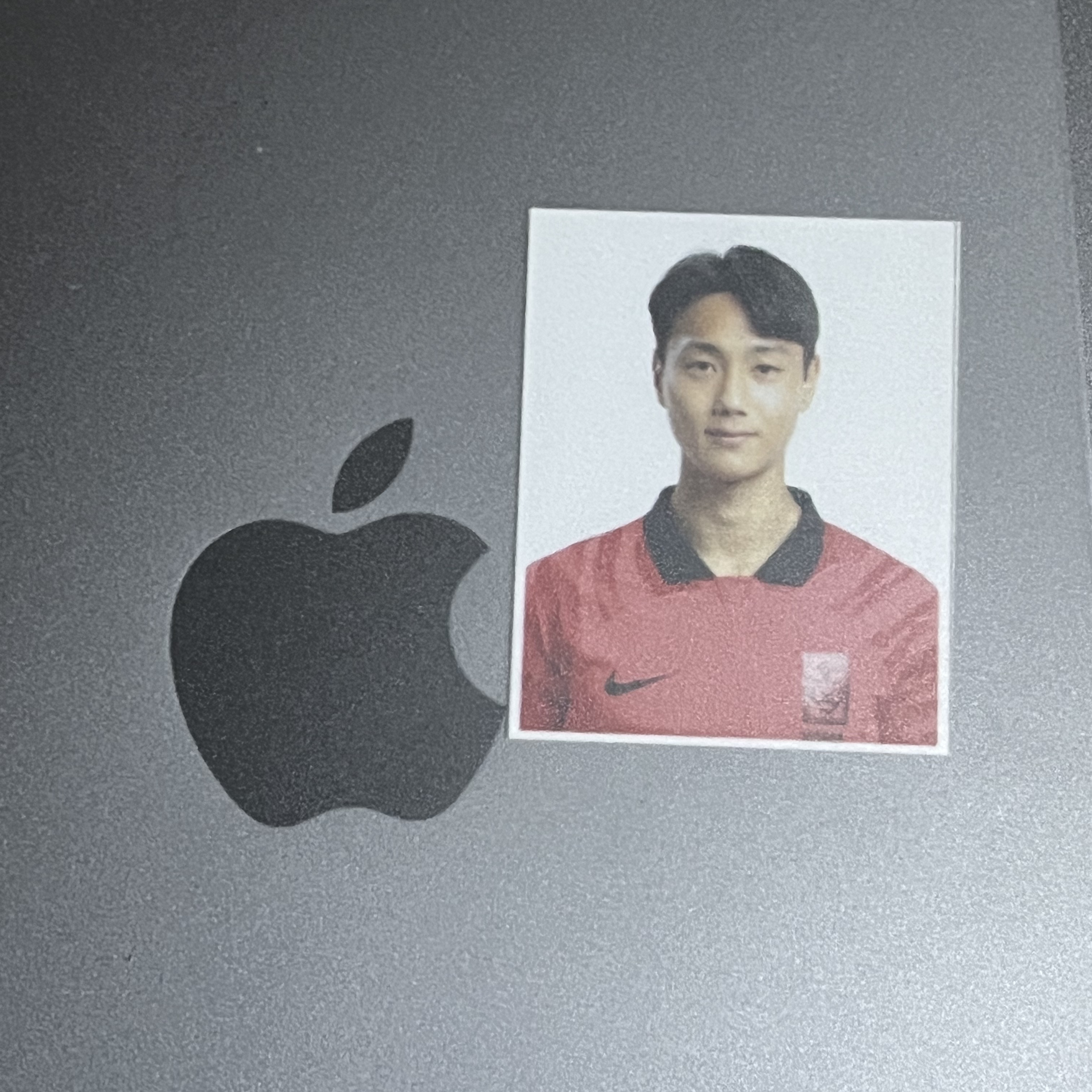 Apple iPad 9th Gen Wifi 64GB Space Gray (Korean Ver.) 착용 스타일