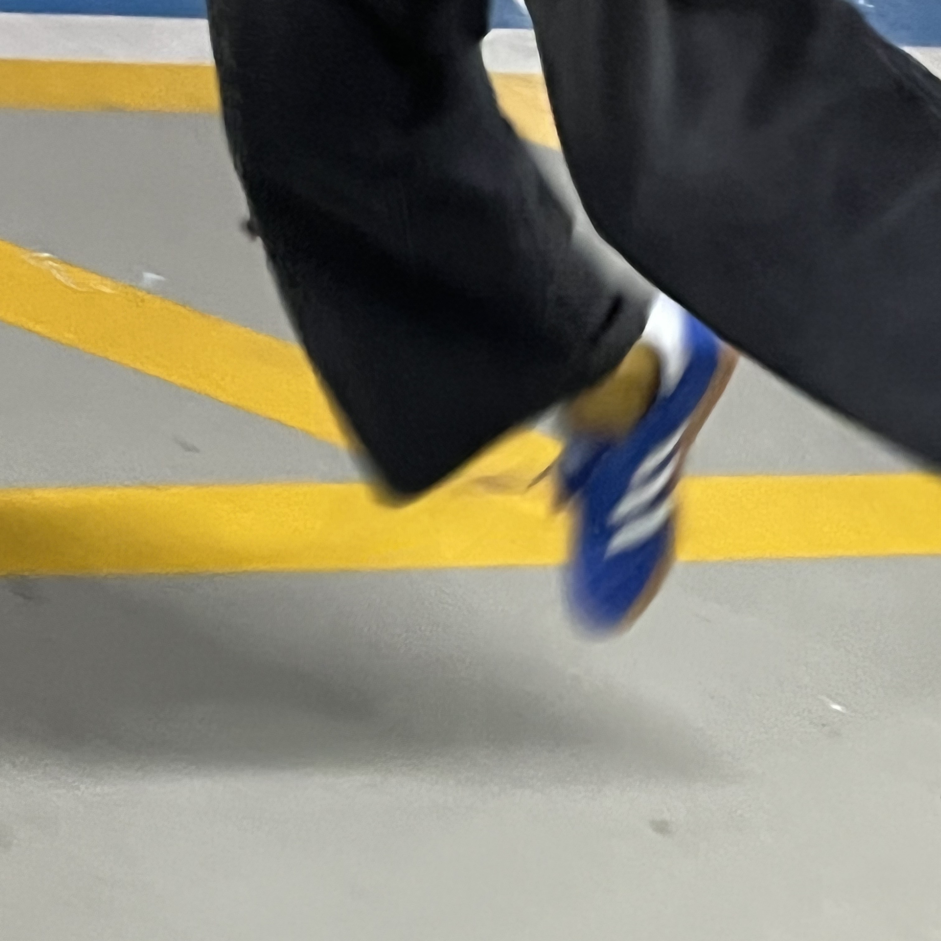 Adidas Samba OG Royal Blue 착용 스타일 - 4