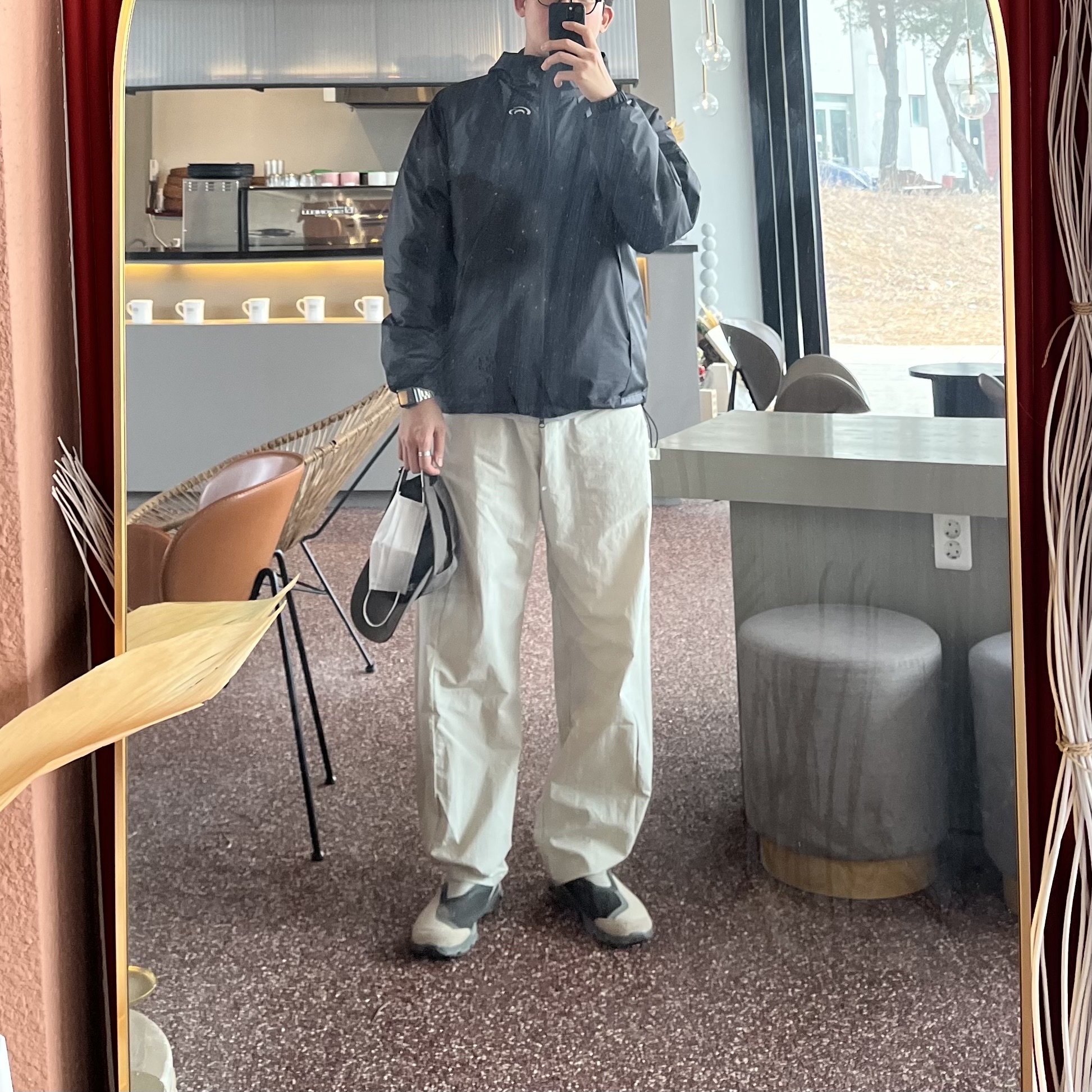 Sansan Gear Side Snap Pants Ice Beige - 22FW, Sansan Gear Nylon Wing Cap Brown - 22FW 착용 스타일