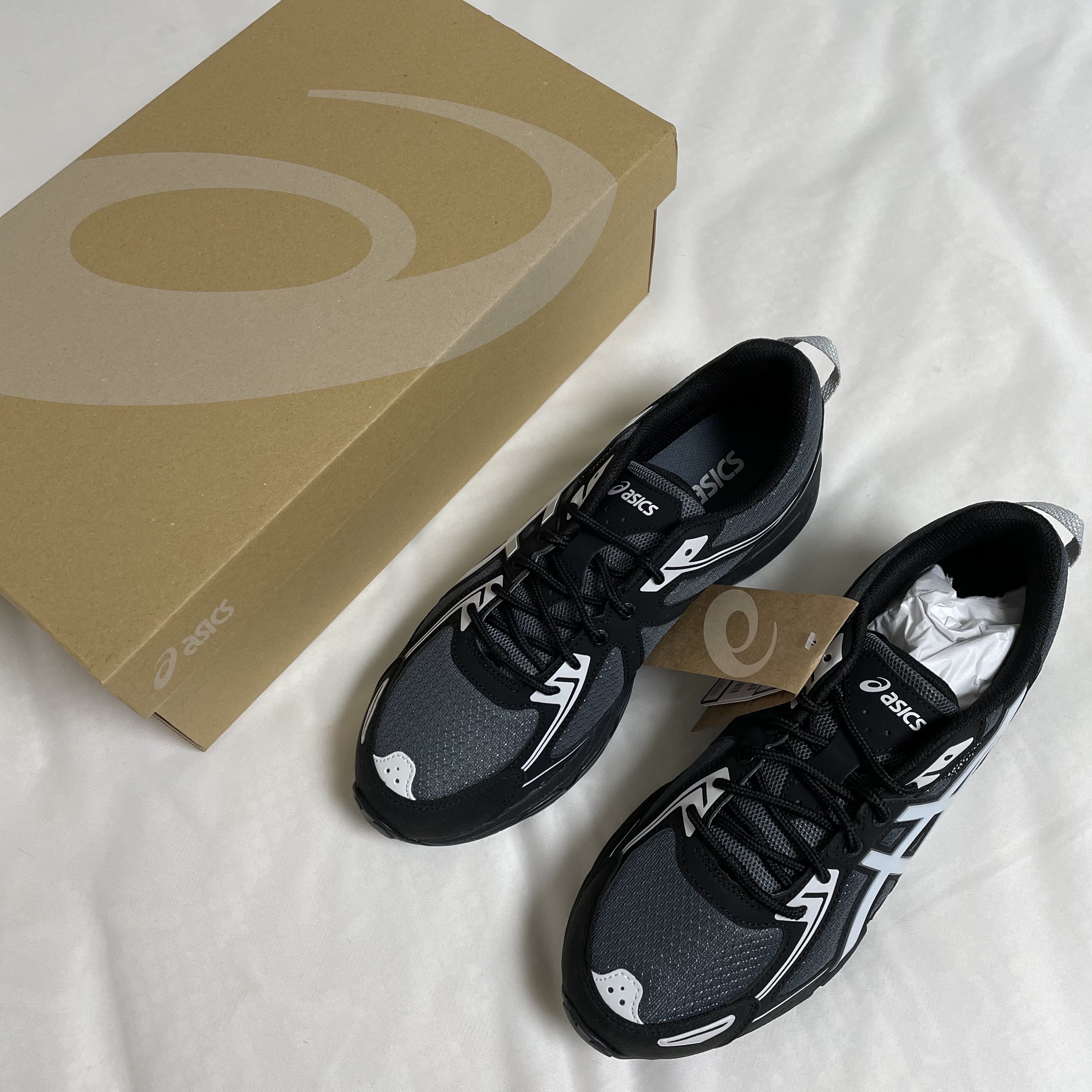 Asics Gel-Venture 6 Carrier Grey 착용 스타일 - 1