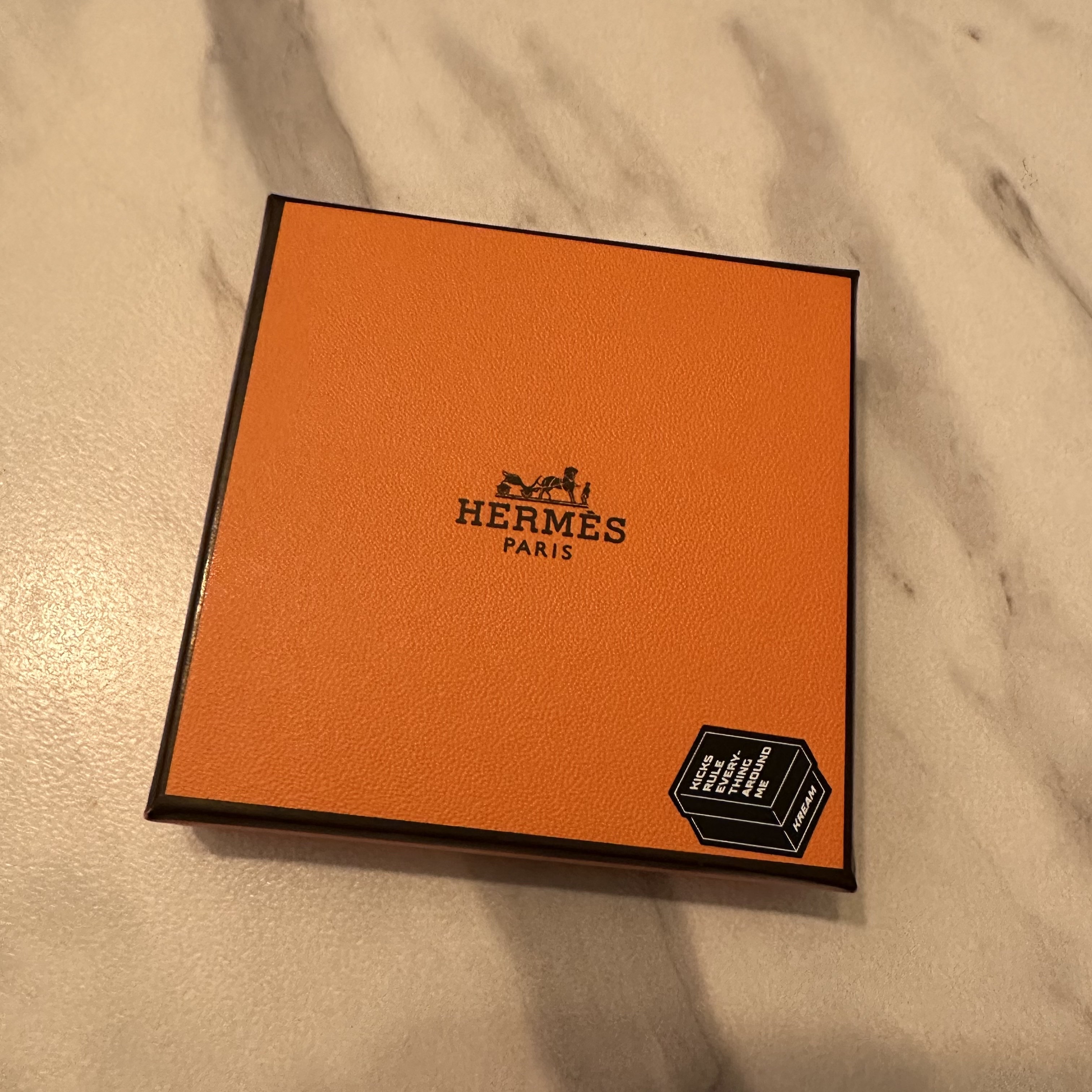 (W) Hermes Clic H Bracelet Rose Gold & Blanc 착용 스타일 - 2