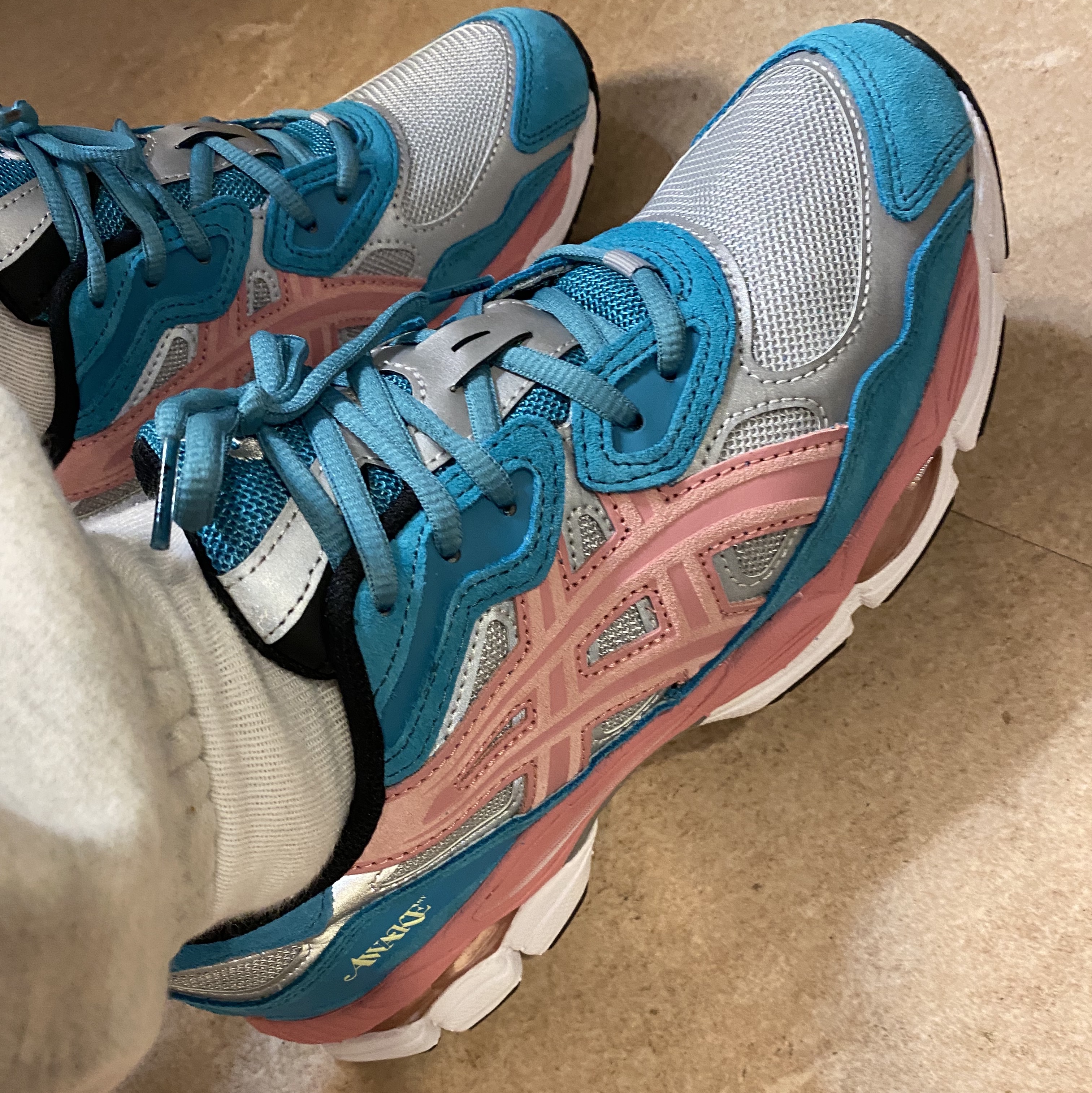 Asics x Awake NY Gel-NYC Pure Silver Green Blue Slate 착용 스타일 - 1