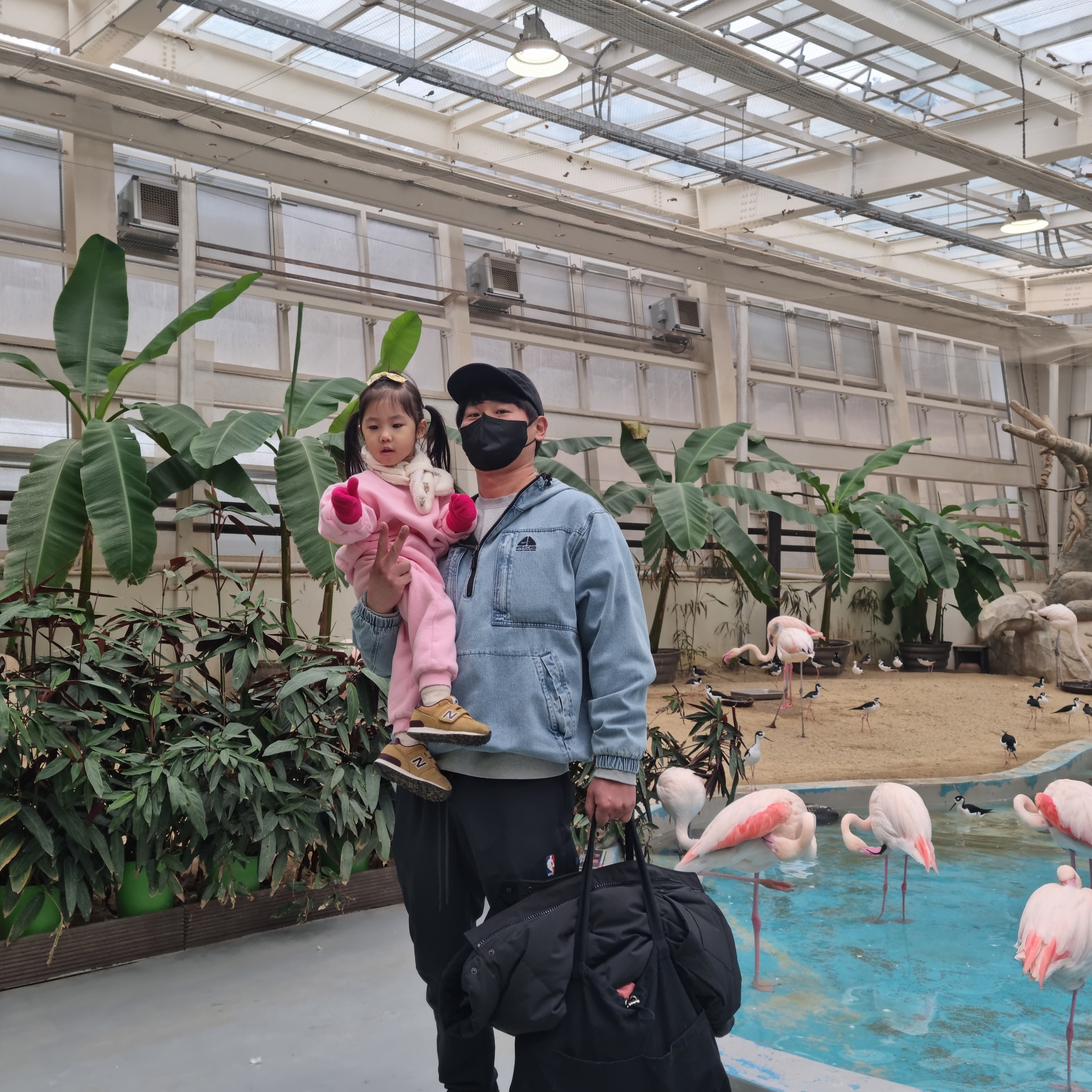 Supreme x Nike ACG Denim Pullover Washed Blue - 22FW, Nike x Fear of God Warm Up Pants Off Noir 착용 스타일 - 2